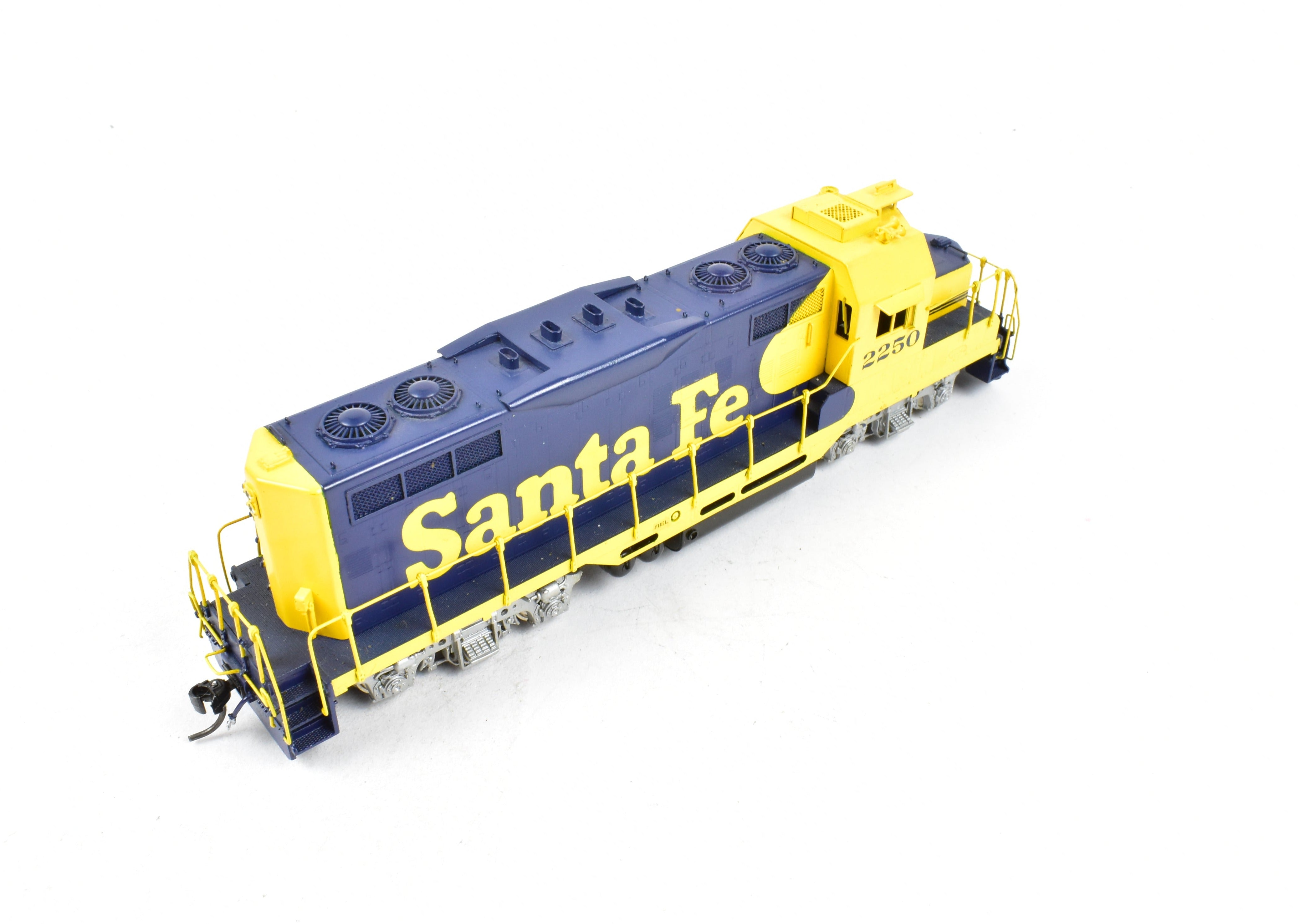 HO Scale Brass Hallmark Model ATSF - Santa Fe EMD GP - 7R Custom - Painted Railroad Locomotive Model