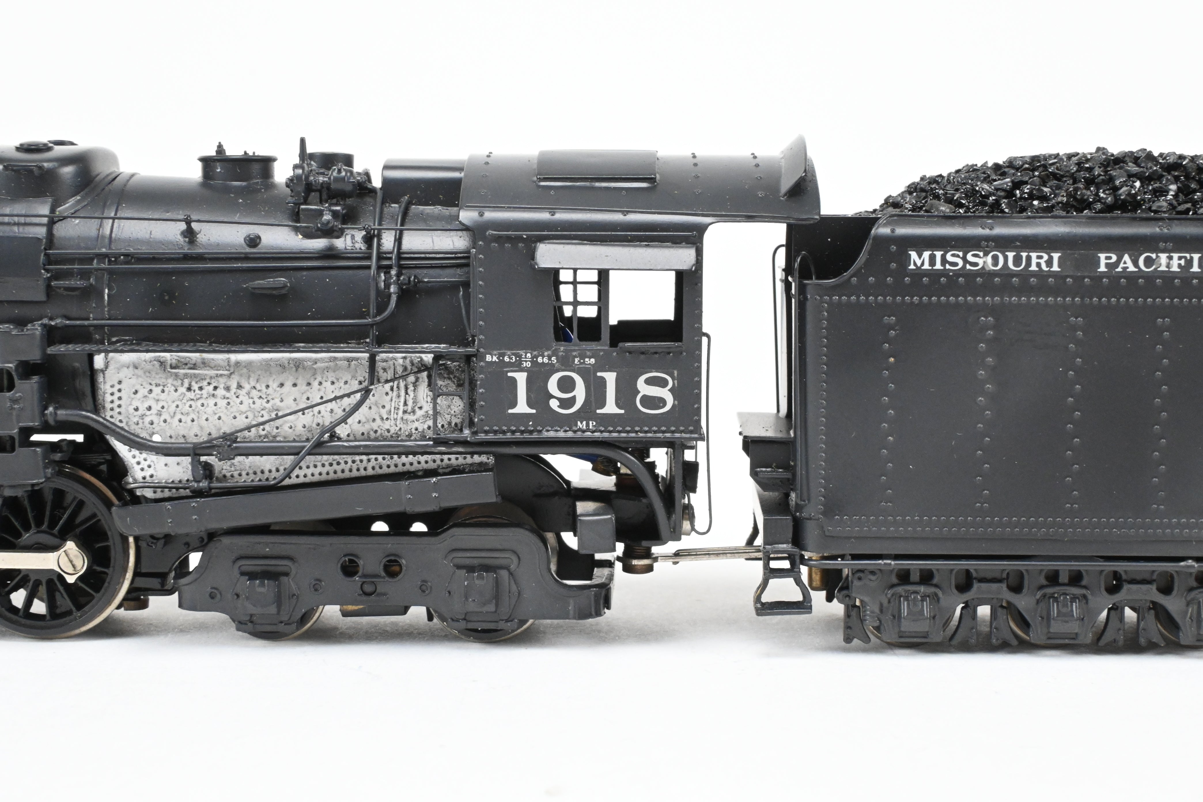 Exquisite HO Scale Brass Custom-Made Joe G. Collias Scratch Built Missouri Pacific Berkshire 2-8-4 Locomotive Model No. 1918, a One-of-a-Kind Collector's Item from 1918