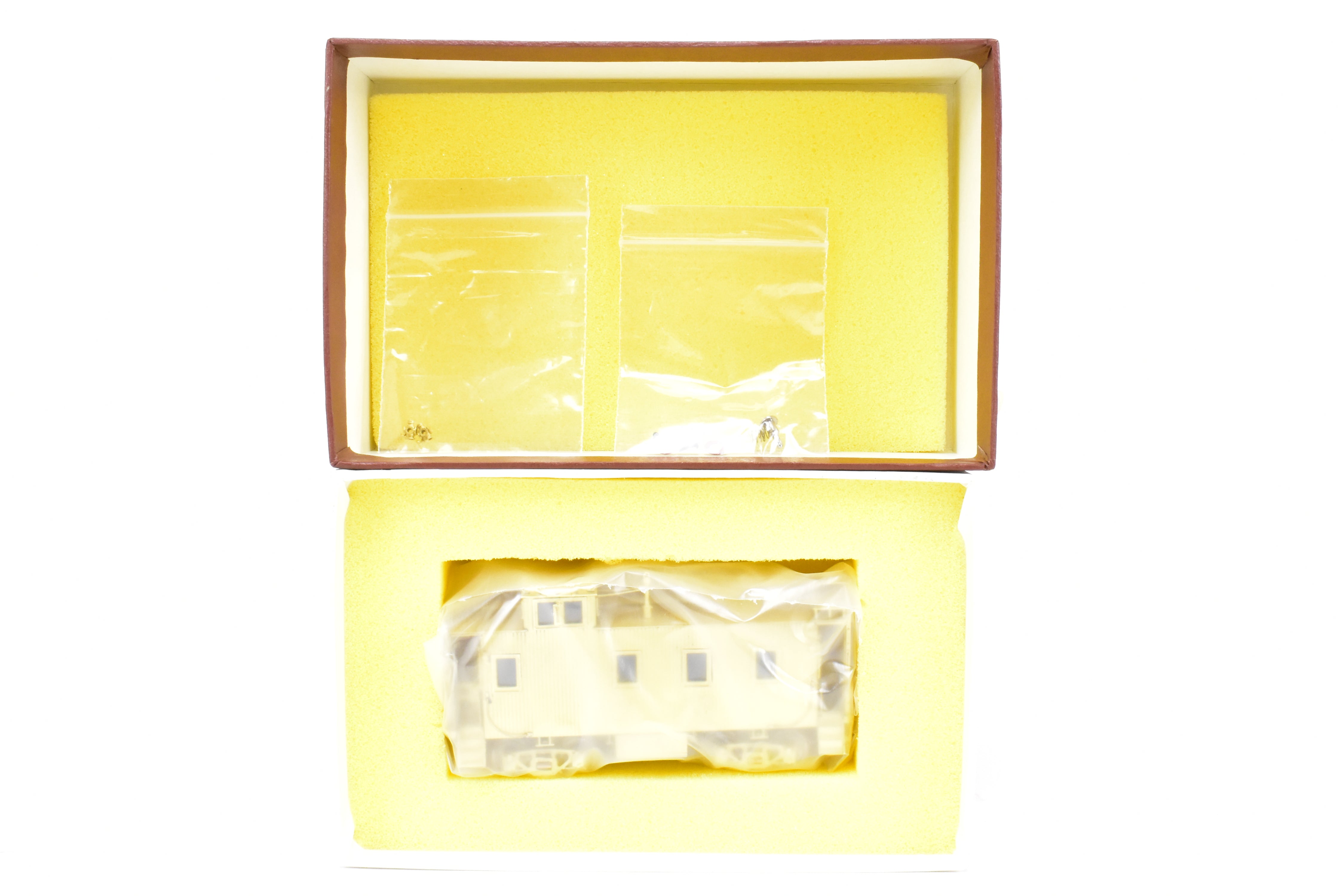 HO Brass Great Northern Extended Window Wood Caboose X580/X683 by Beaver Creek