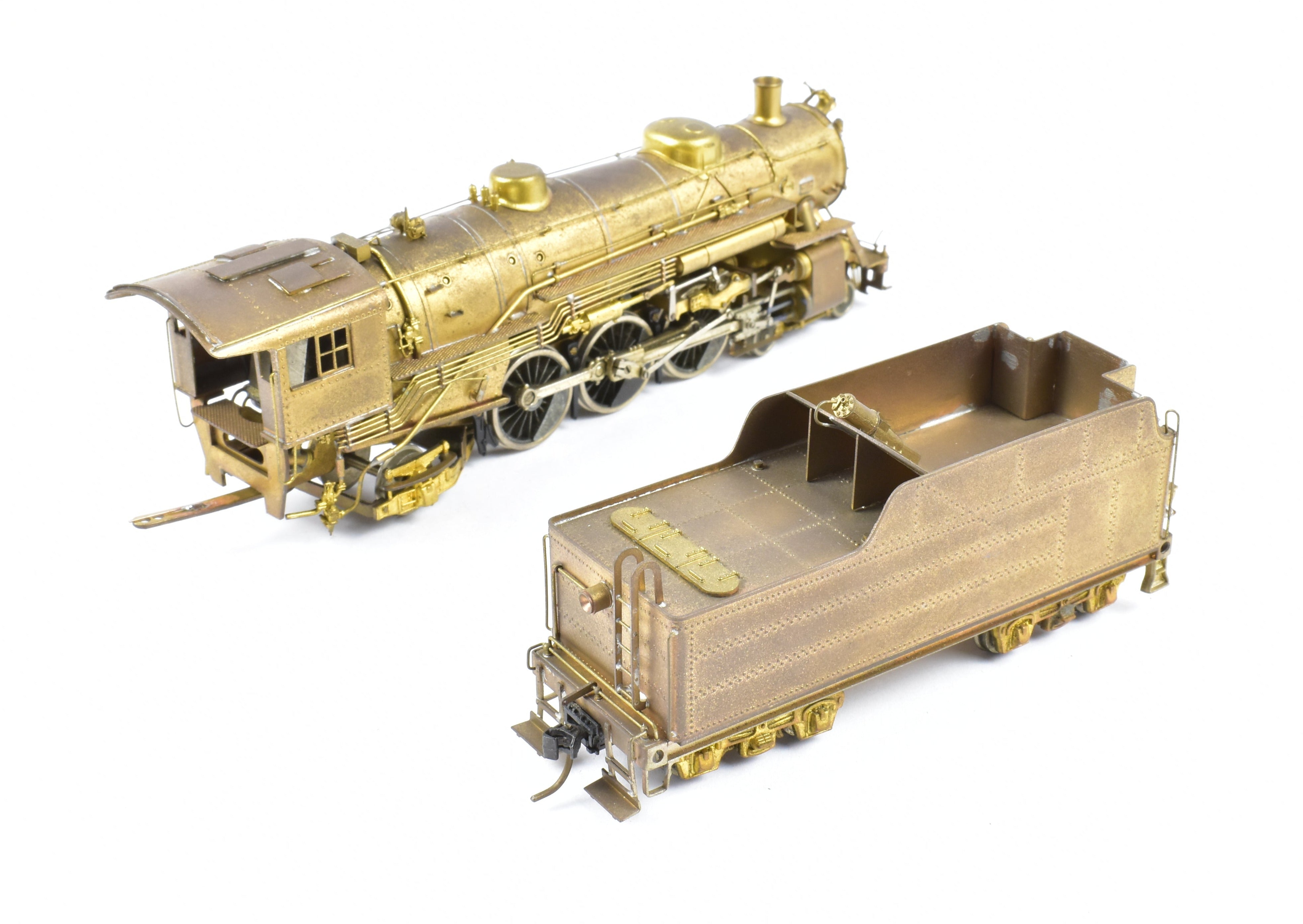 HO Scale Brass Pacific Fast Mail Model - United USRA (United States Railway Administration) for Various Roads 4-6-2 Light Pacific Steam Locomotive