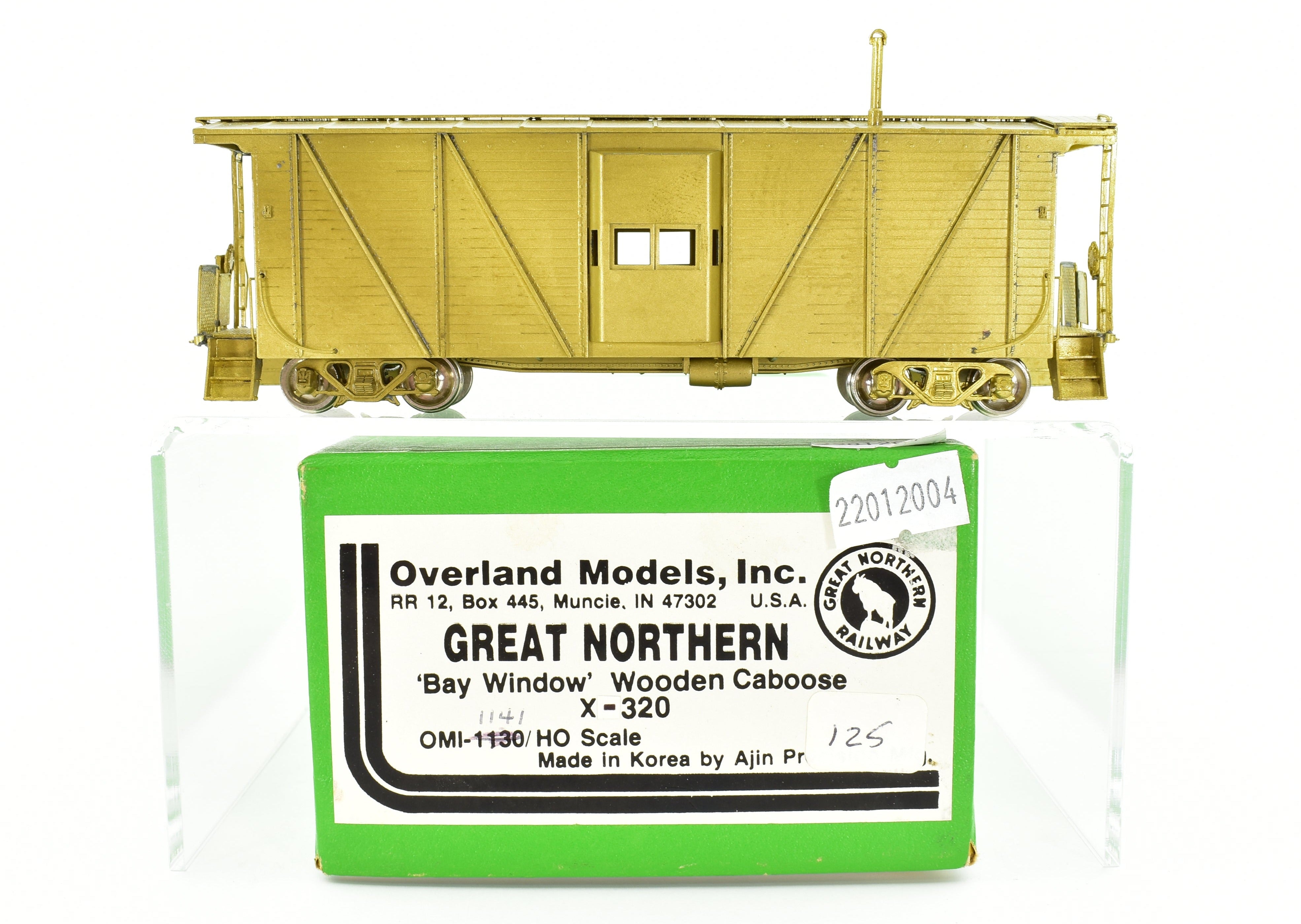 HO Scale Brass Great Northern Bay Window Wooden Caboose No. X - 320 by OMI