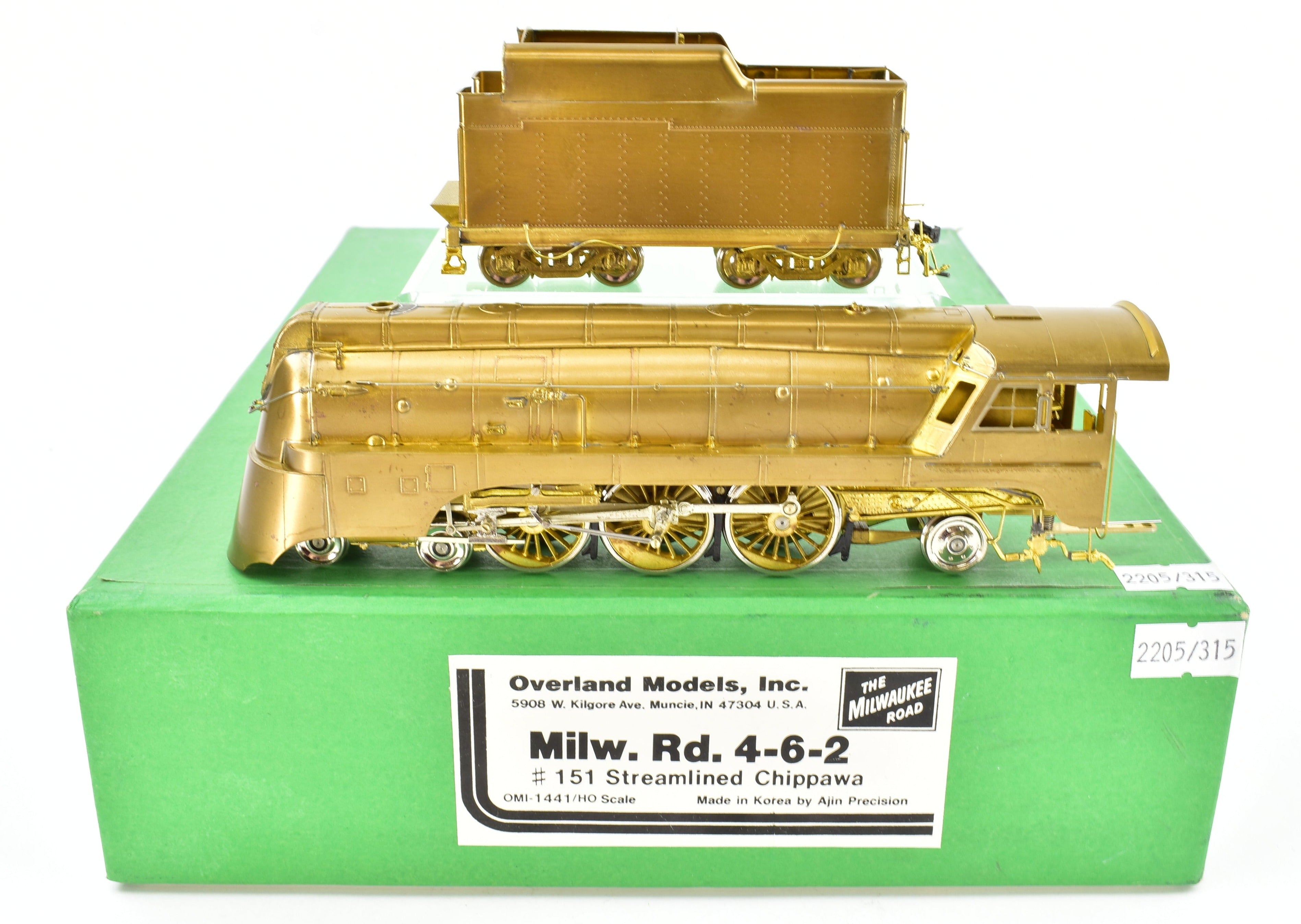 HO Scale Brass Model Train - Overland Models, Inc. MILW - Milwaukee Road 4-6-2 Pacific #151 Streamlined Chippawa, a Collectible Railroad Locomotive Model
