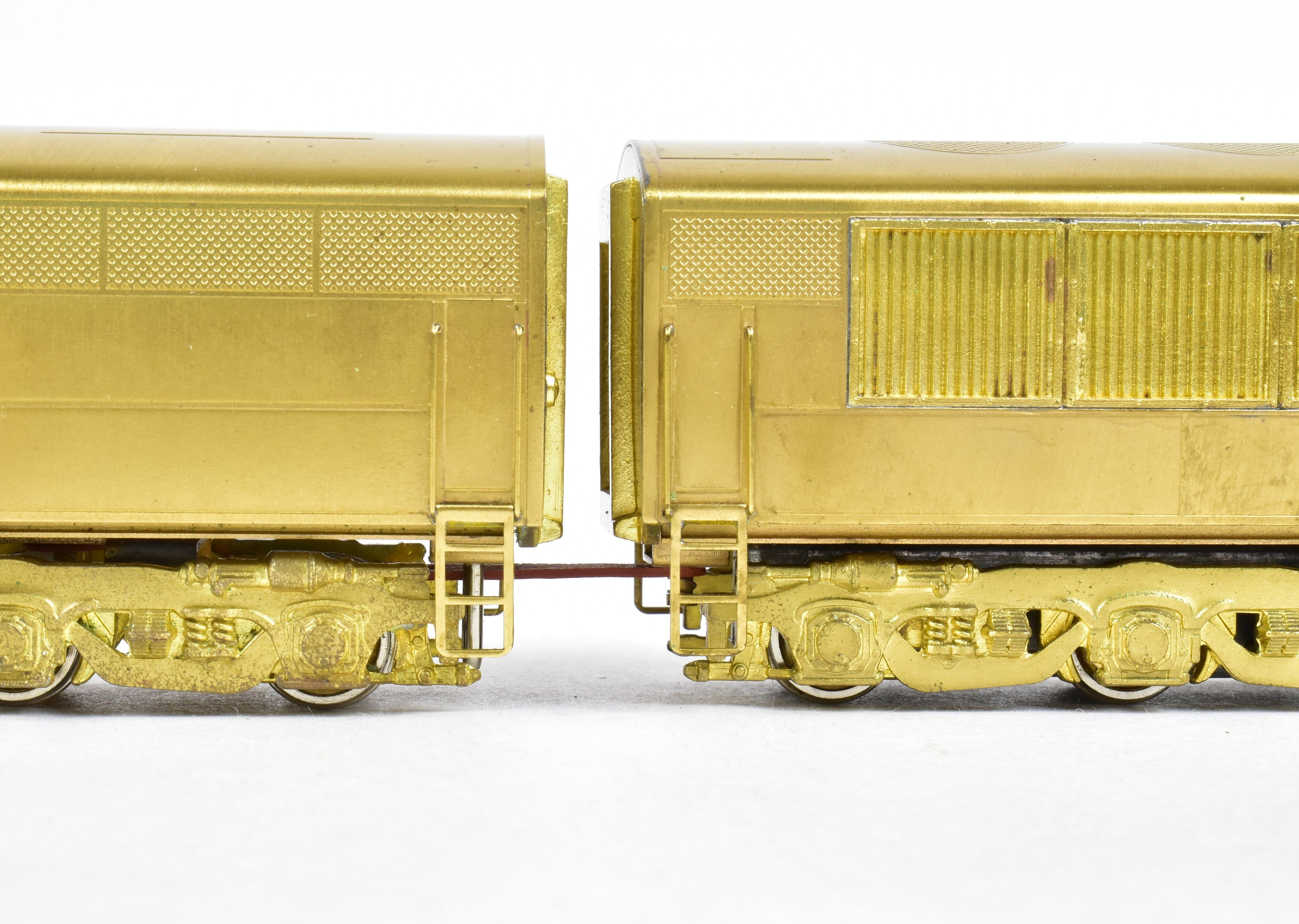 HO Scale Brass Red Ball FM 2000 HP A/B Set with Can Motor Upgrade