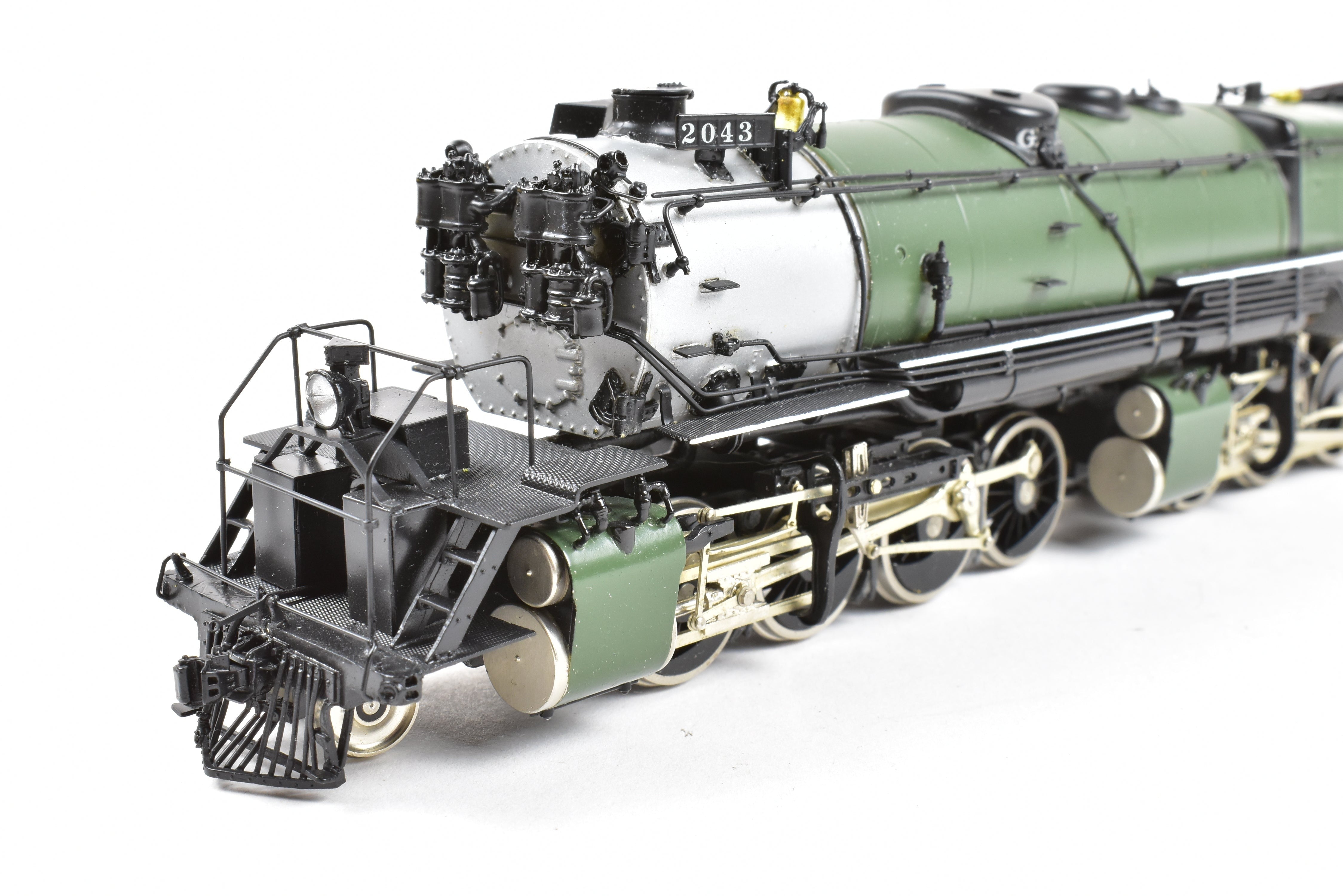 HO Scale Brass Model Train - Oriental Limited GN Great Northern R - 1 2 - 8 - 8 - 2 Closed Cab Version Freight Locomotive