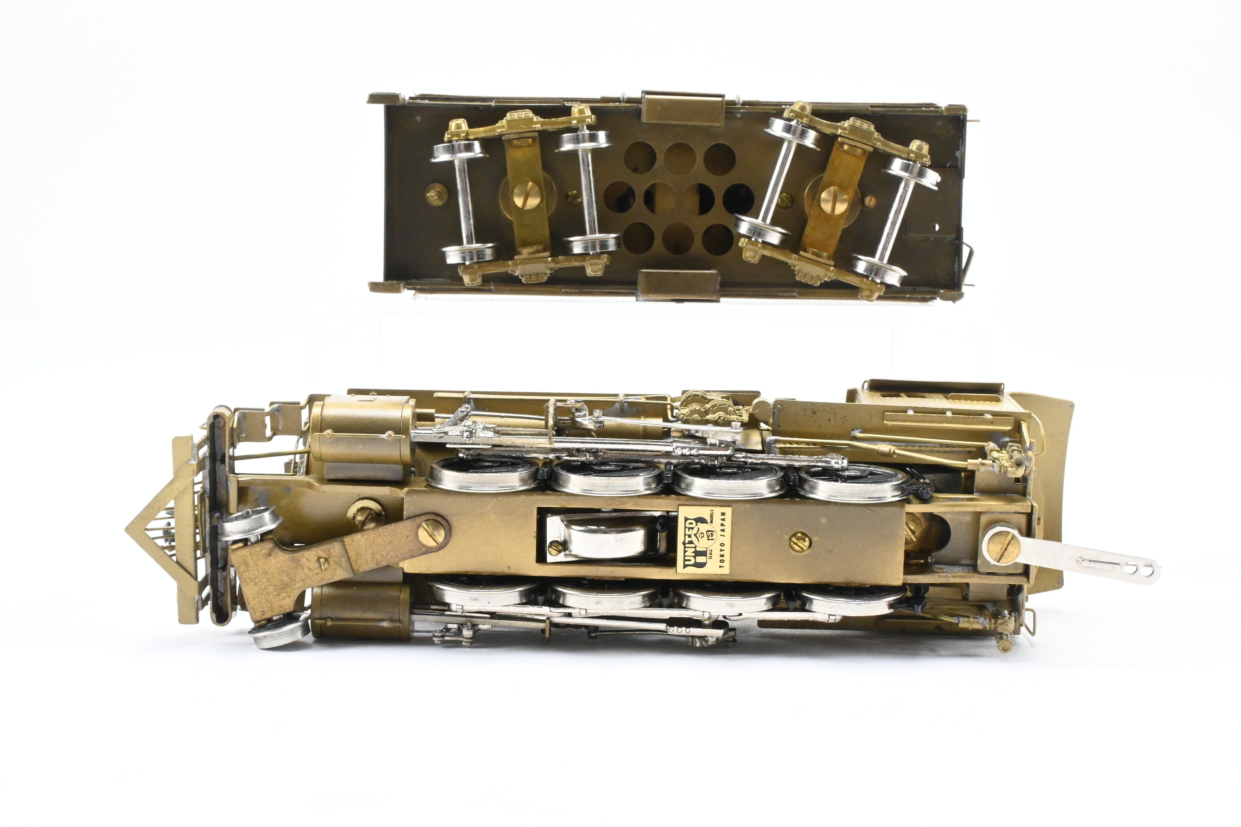 High - Quality HO Scale Brass Pacific Fast Mail Model of United ATSF - Santa Fe 2 - 8 - 0 Locomotive from the 1950 Class with 1975 Last Run