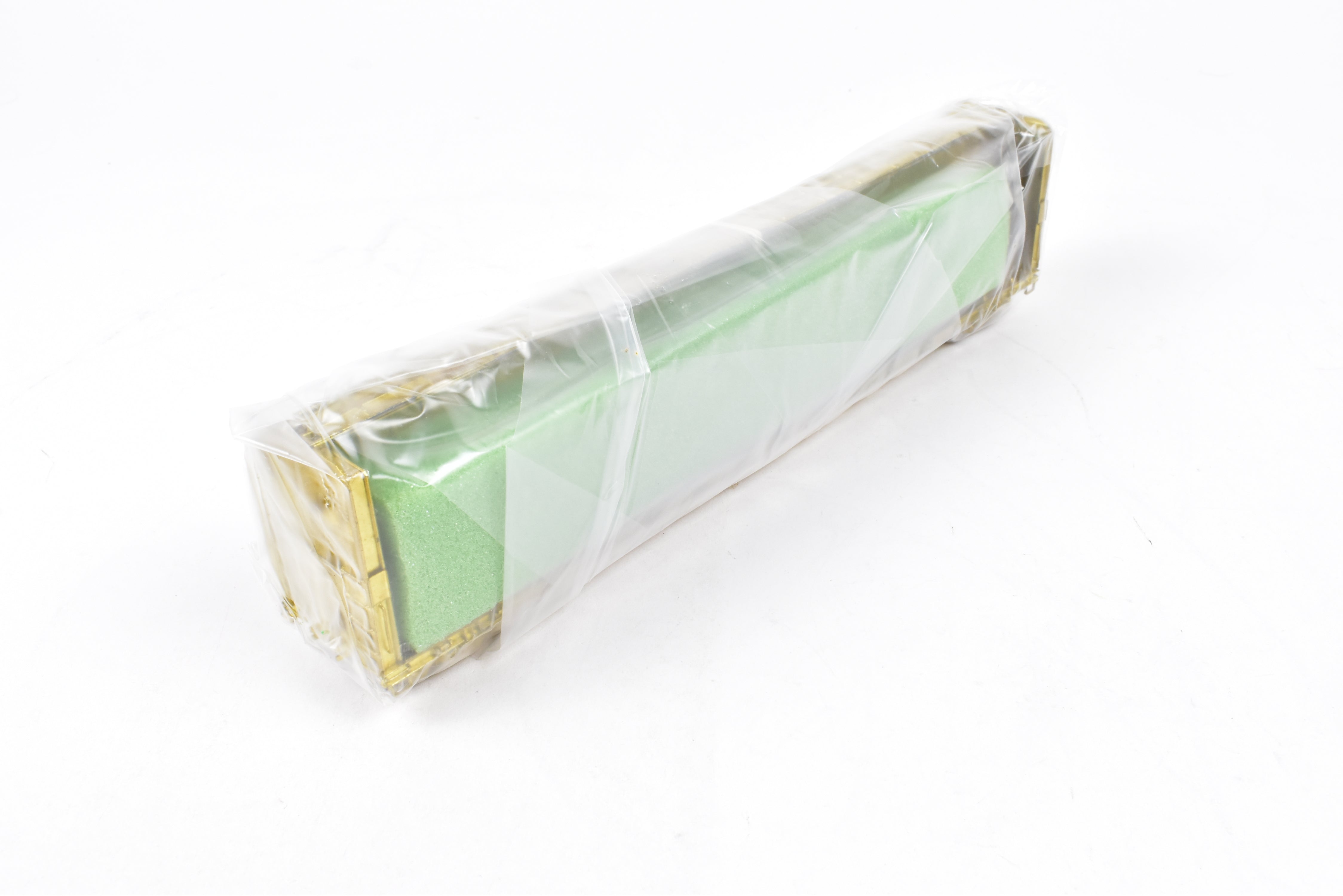 HO Brass OMI 64-Foot Thrall Center Beam Flat Car with Oval Openings