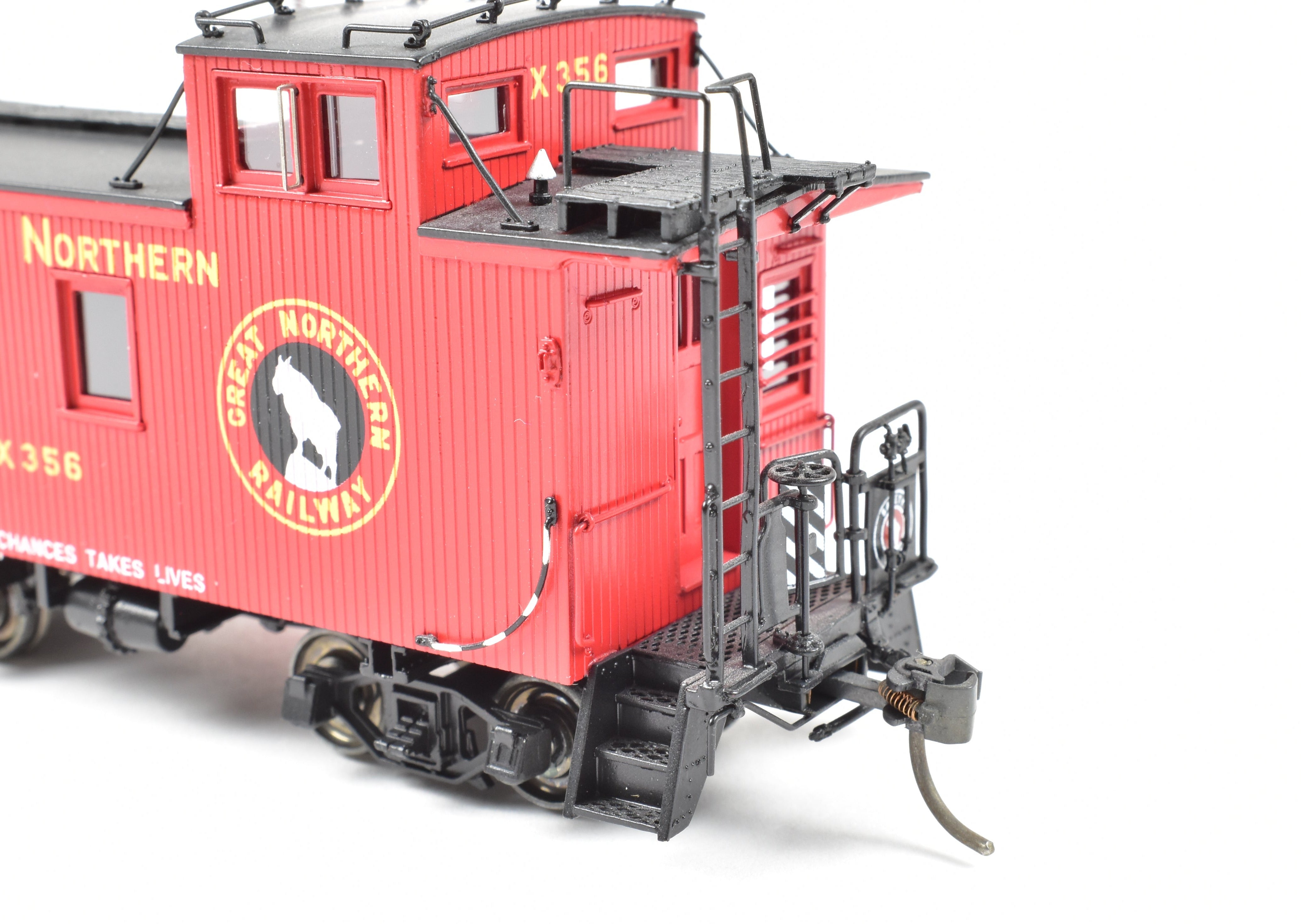 HO Scale Brass Challenger Imports Great Northern 25' Wood Caboose, Later Version X356