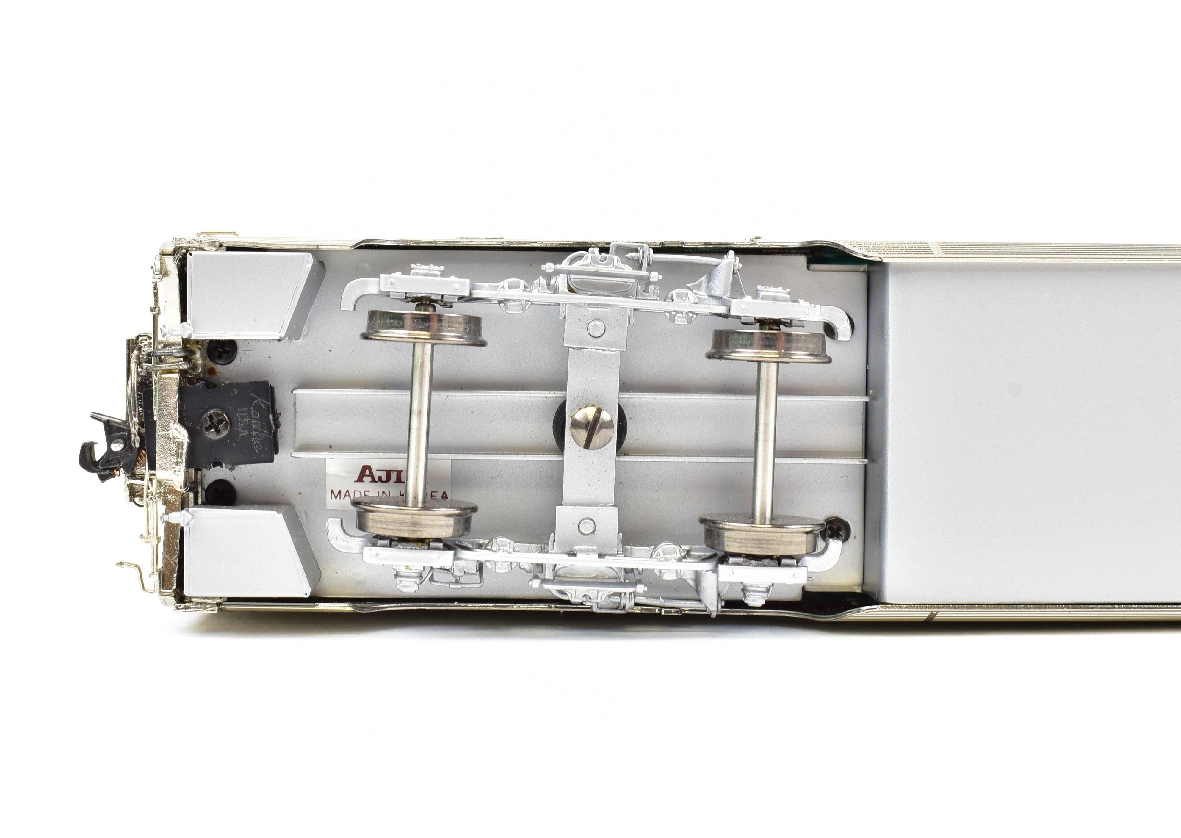 HO Scale Brass ATSF Santa Fe Hi-Level Chair Car #527 by Overland Models