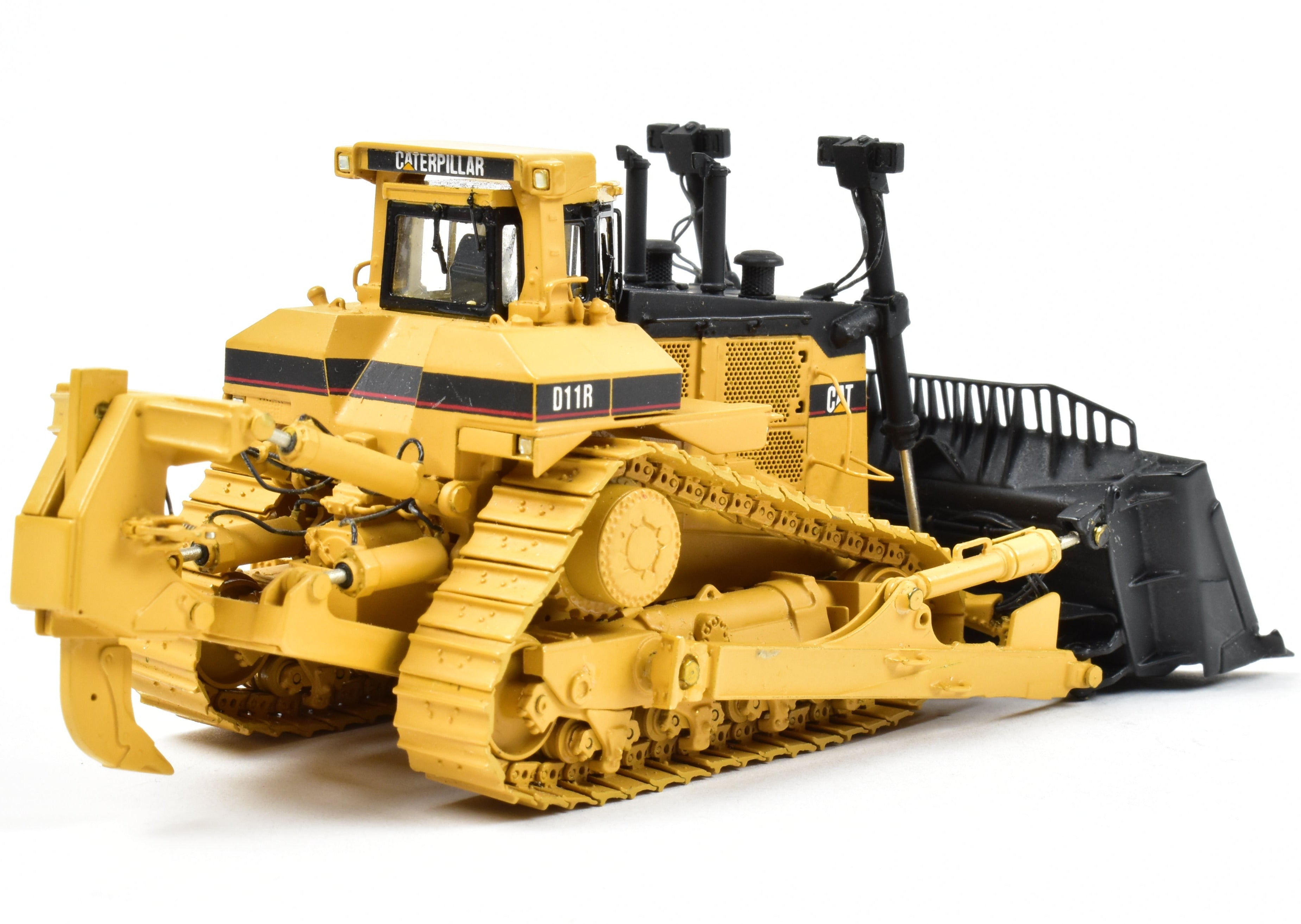High - Quality HO Scale Brass Construction Model of Caterpillar D11R Track Type Tractor with Factory - Applied Yellow Paint