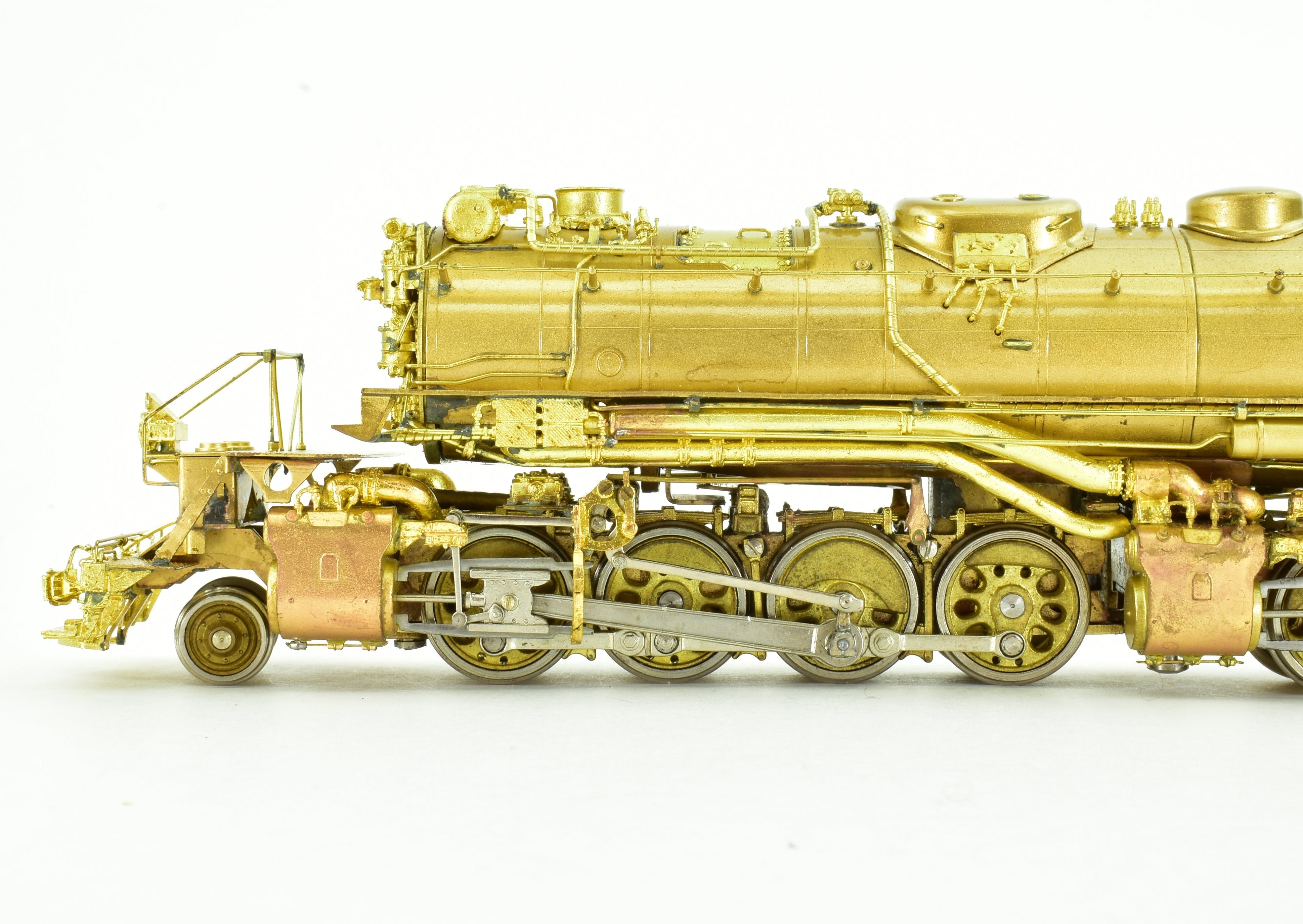 HO Scale Brass Model Train - Westside Model Co. DM&IR - Duluth, Missabe, & Iron Range 2-8-8-4 Yellowstone M-4 Steam Locomotive with Caboose