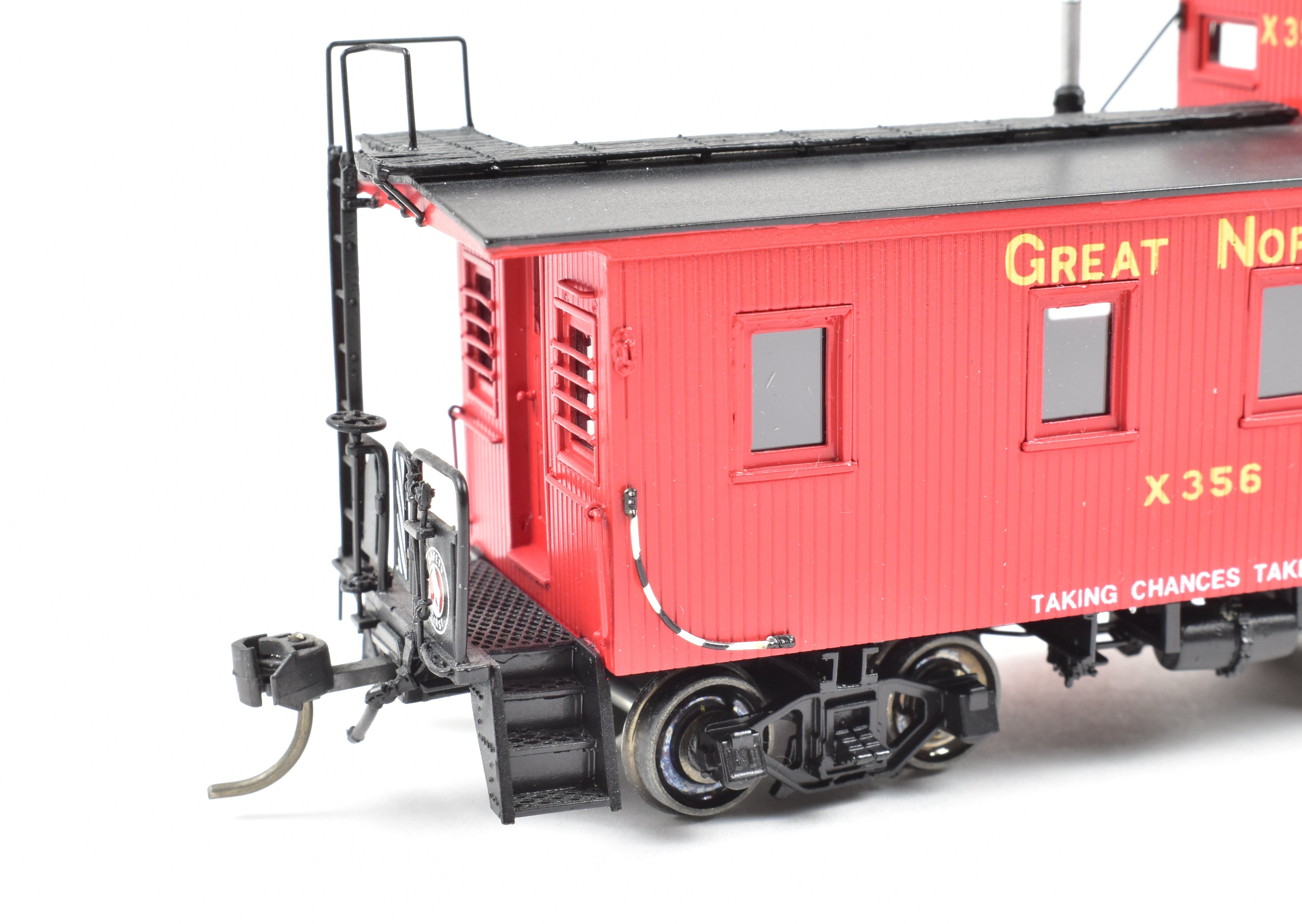 HO Scale Brass Challenger Imports Great Northern 25' Wood Caboose, Later Version X356