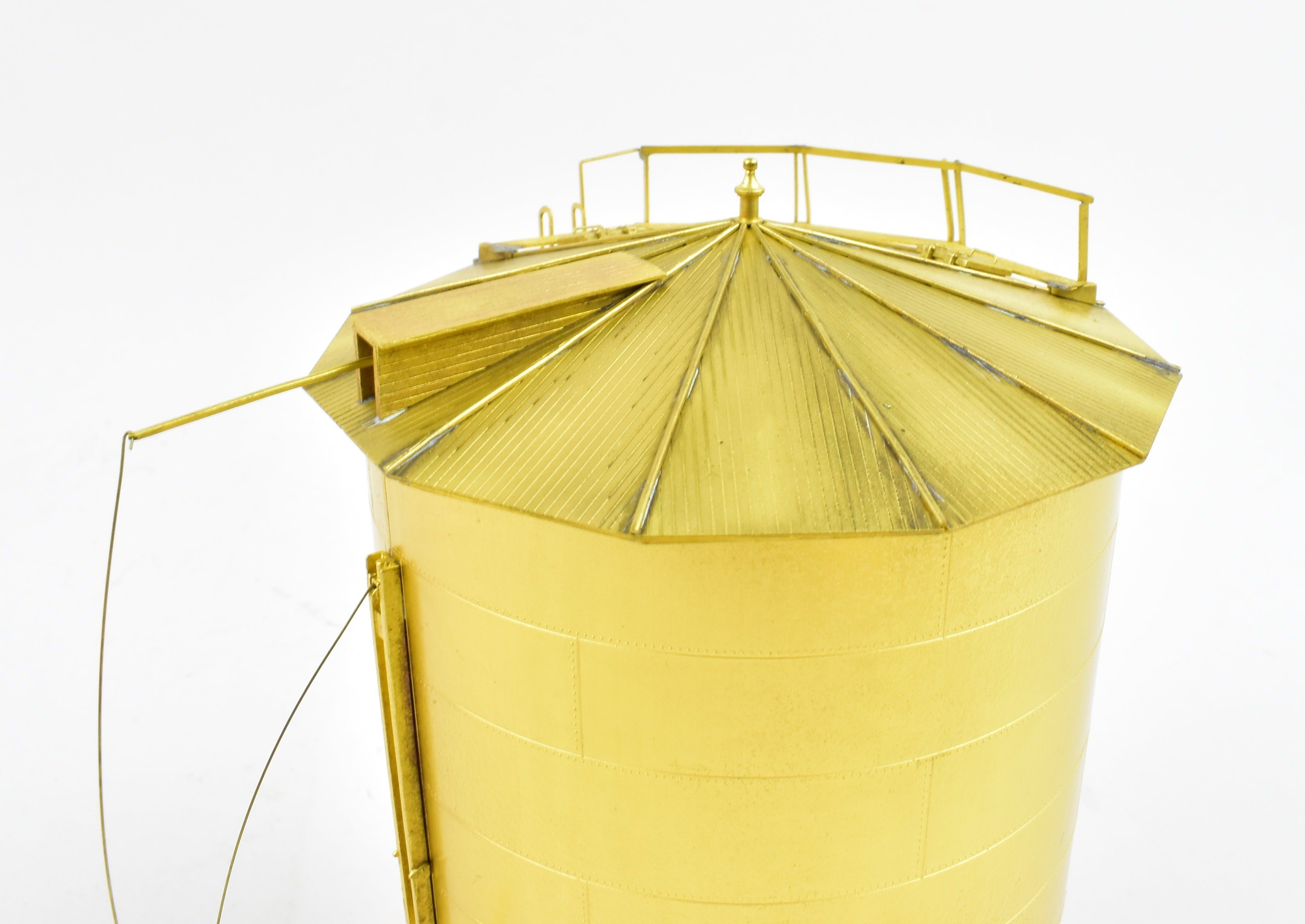 HO Brass PSC - 65,000 Gallon Steel Water Tank with Spout, Excellent Model