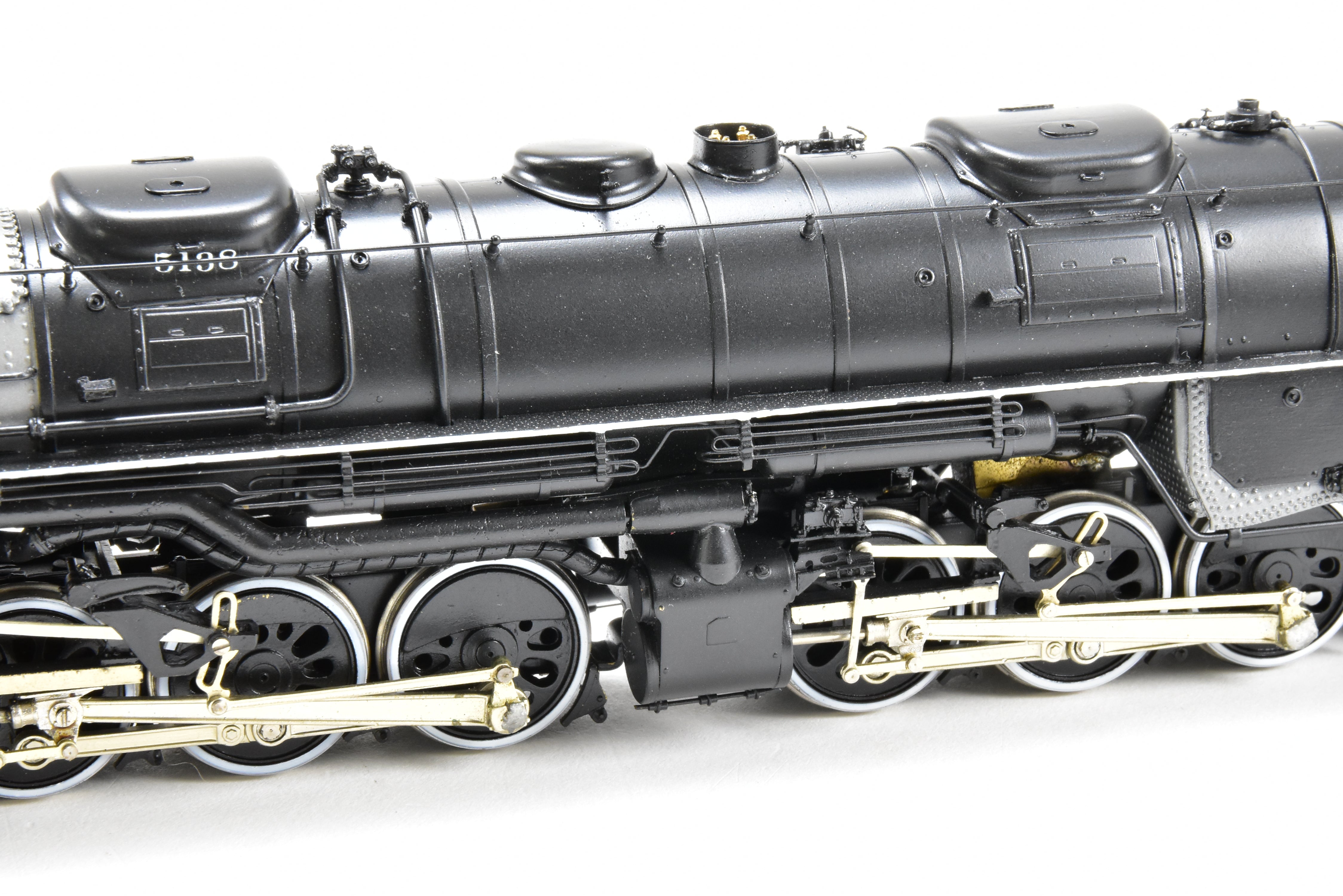 HO Classic Pro - Painted Northern Pacific Z - 8 Challenger Brass Key Imports #5138