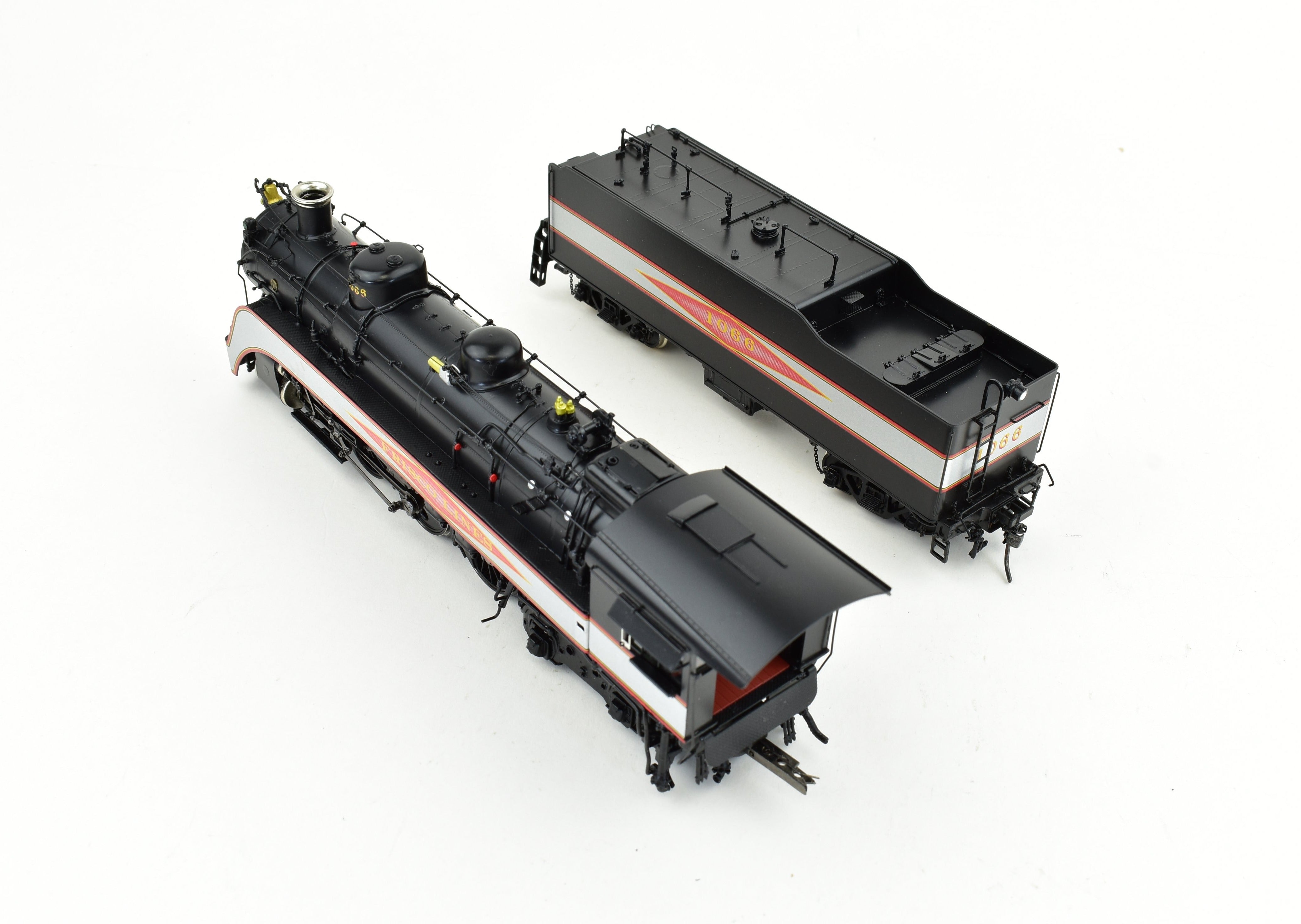 HO Scale Brass Precision Scale Co. Frisco 4-6-4 Hudson Locomotive Model Factory Painted with Precision Detail, Serial #1066