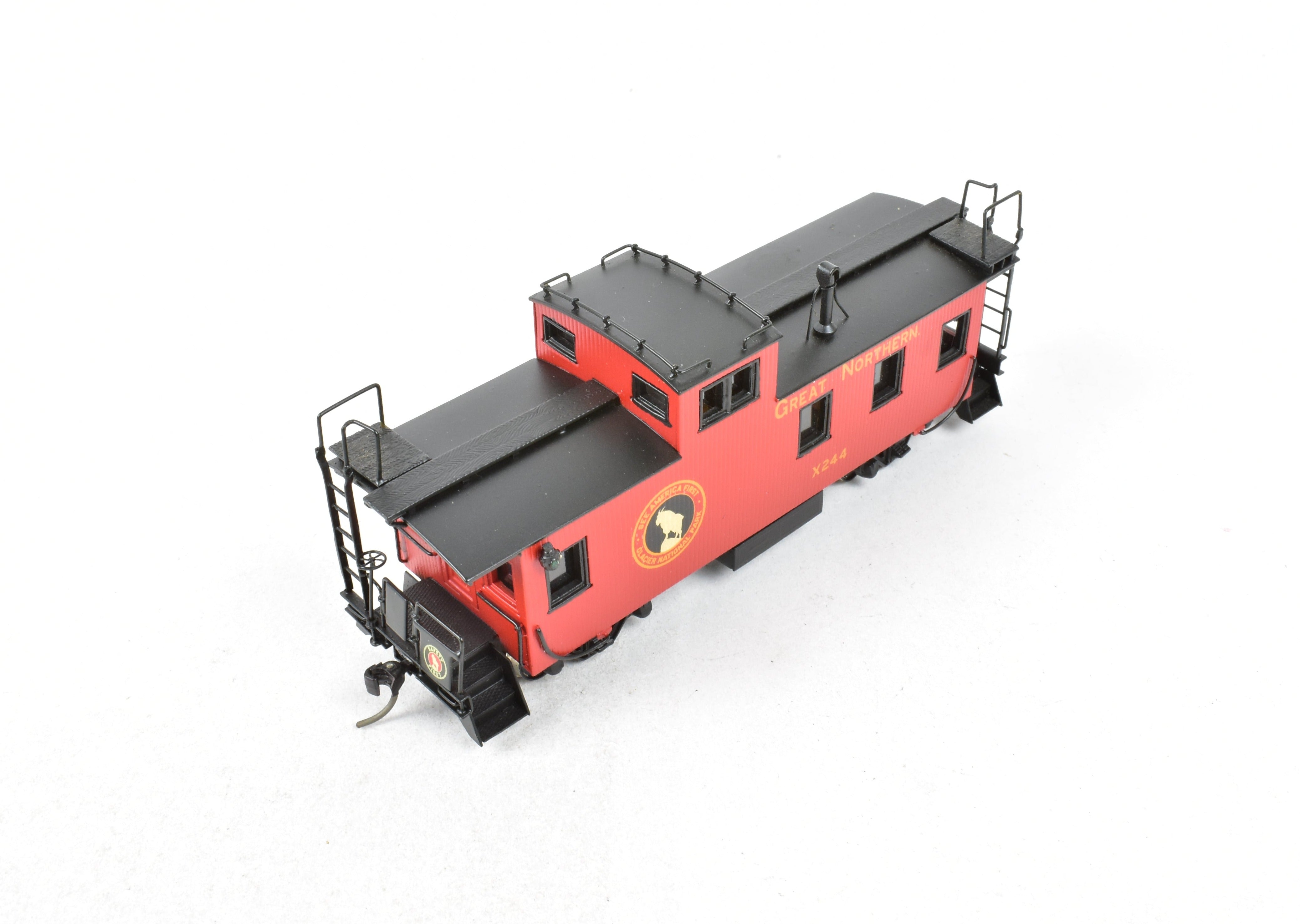 HO Scale Brass 30' Wood Sides Caboose Model by Overland Models, Inc. (OMI) for Great Northern with Incorrect Original Box