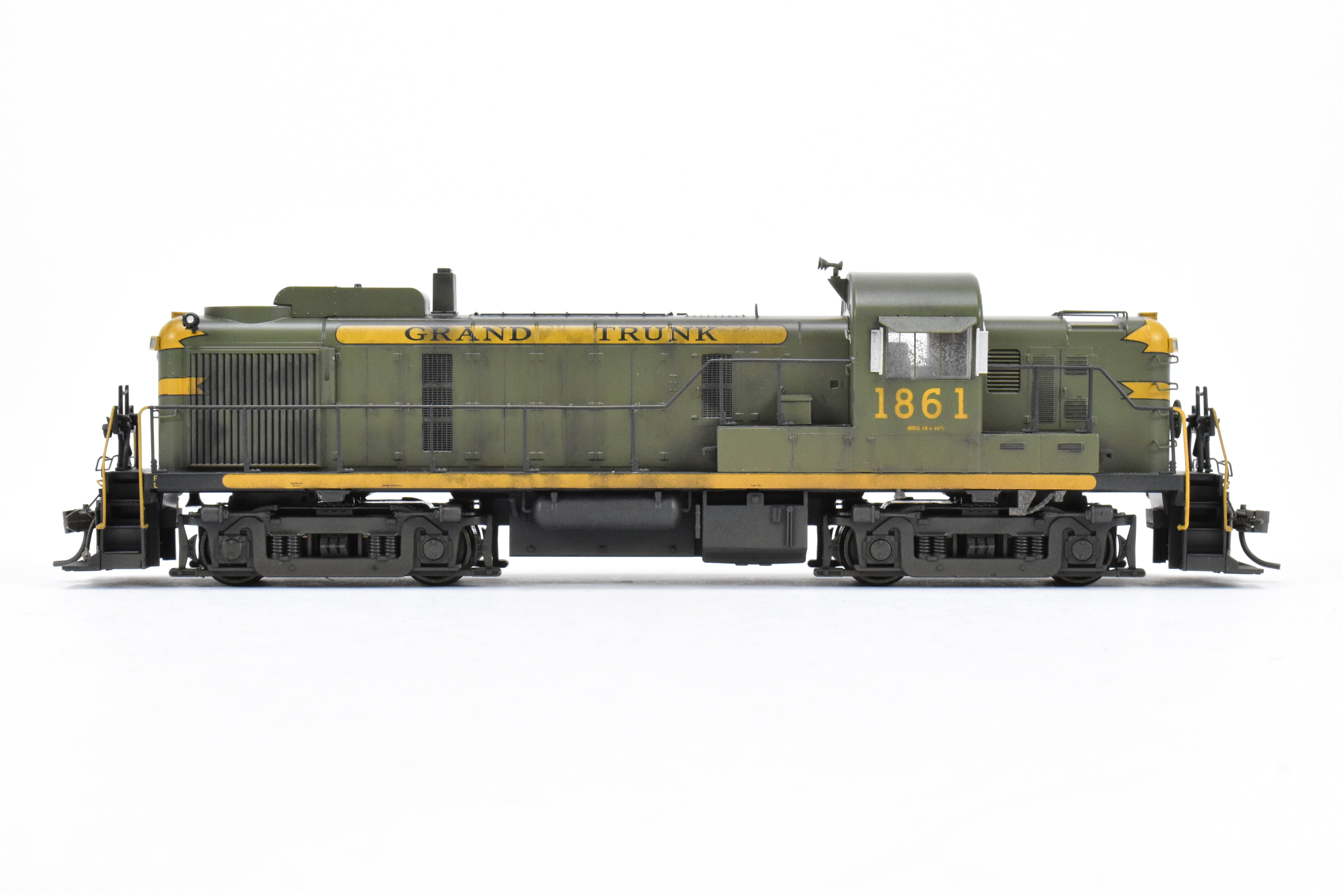 Bowser Executive Line GTW Grand Trunk Alco RS-3 Phase III, ESU DCC & Sound, #1861 Weathered