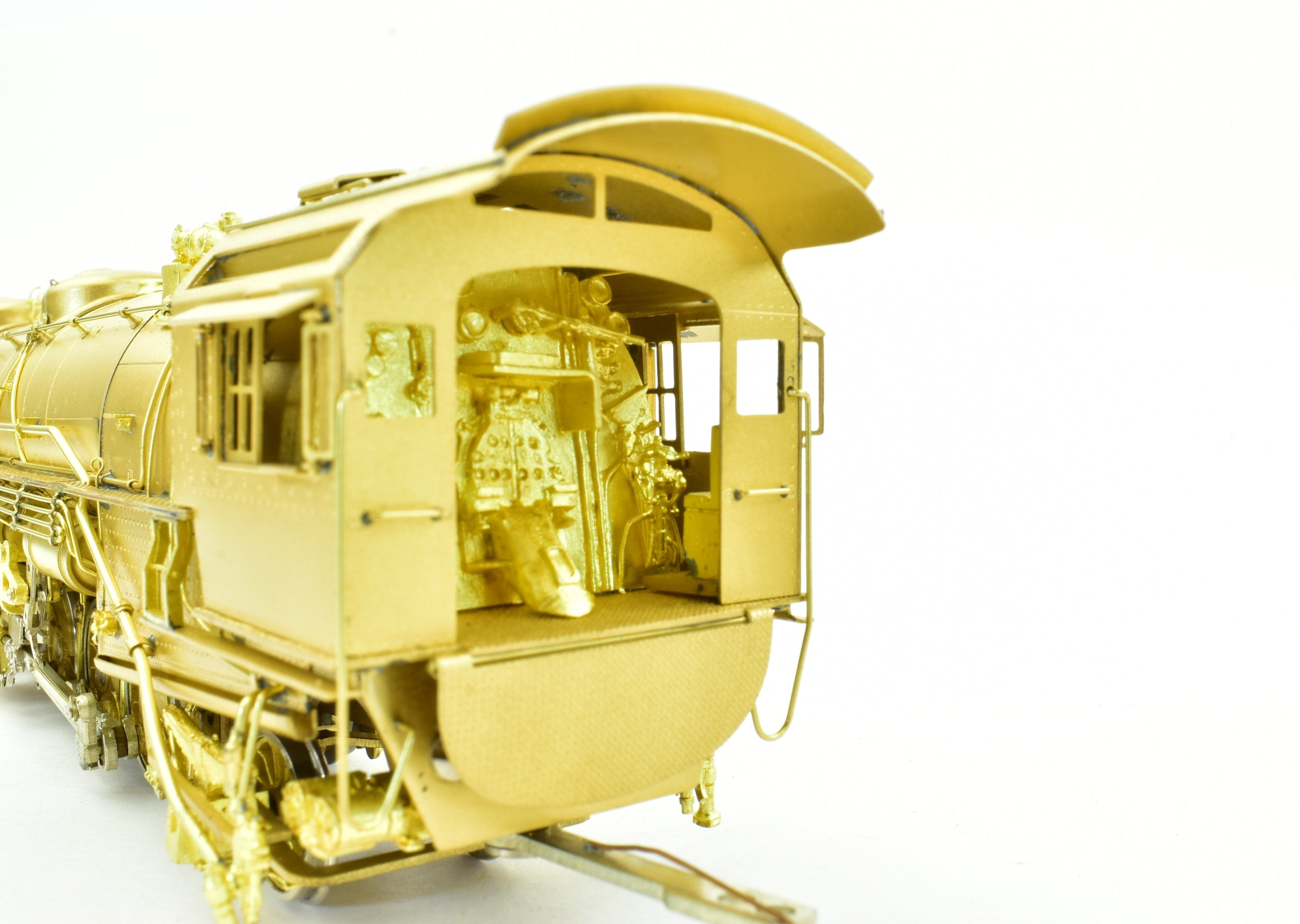HO Scale Brass Key Imports Chesapeake & Ohio H-6 2-6-6-2 Mallet Steam Locomotive Model with 12VC Vanderbilt Tender