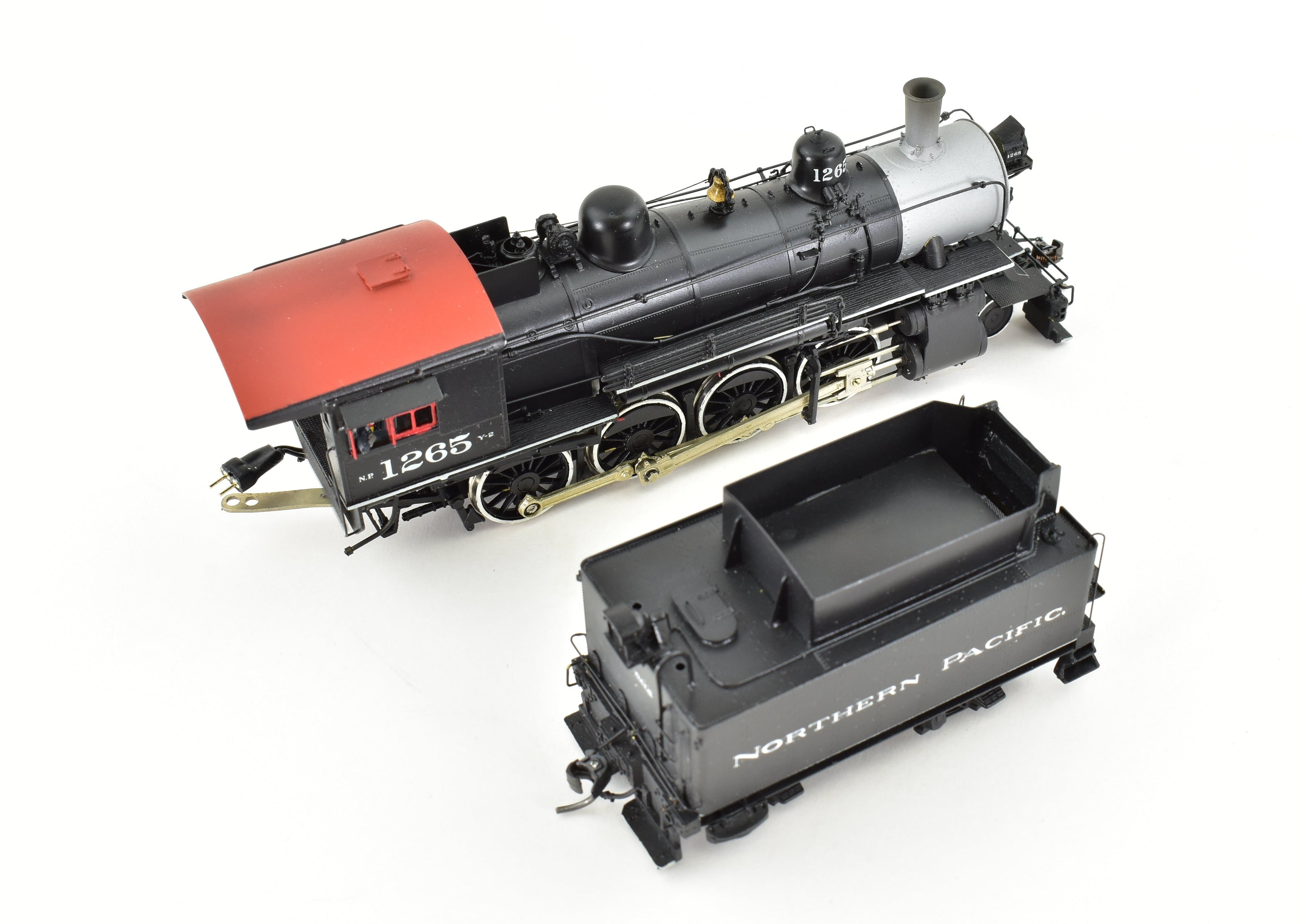 HO Brass W&R Enterprises Northern Pacific Y-2 2-8-0 Pro-Painted with ESU/LokSound DCC/Sound