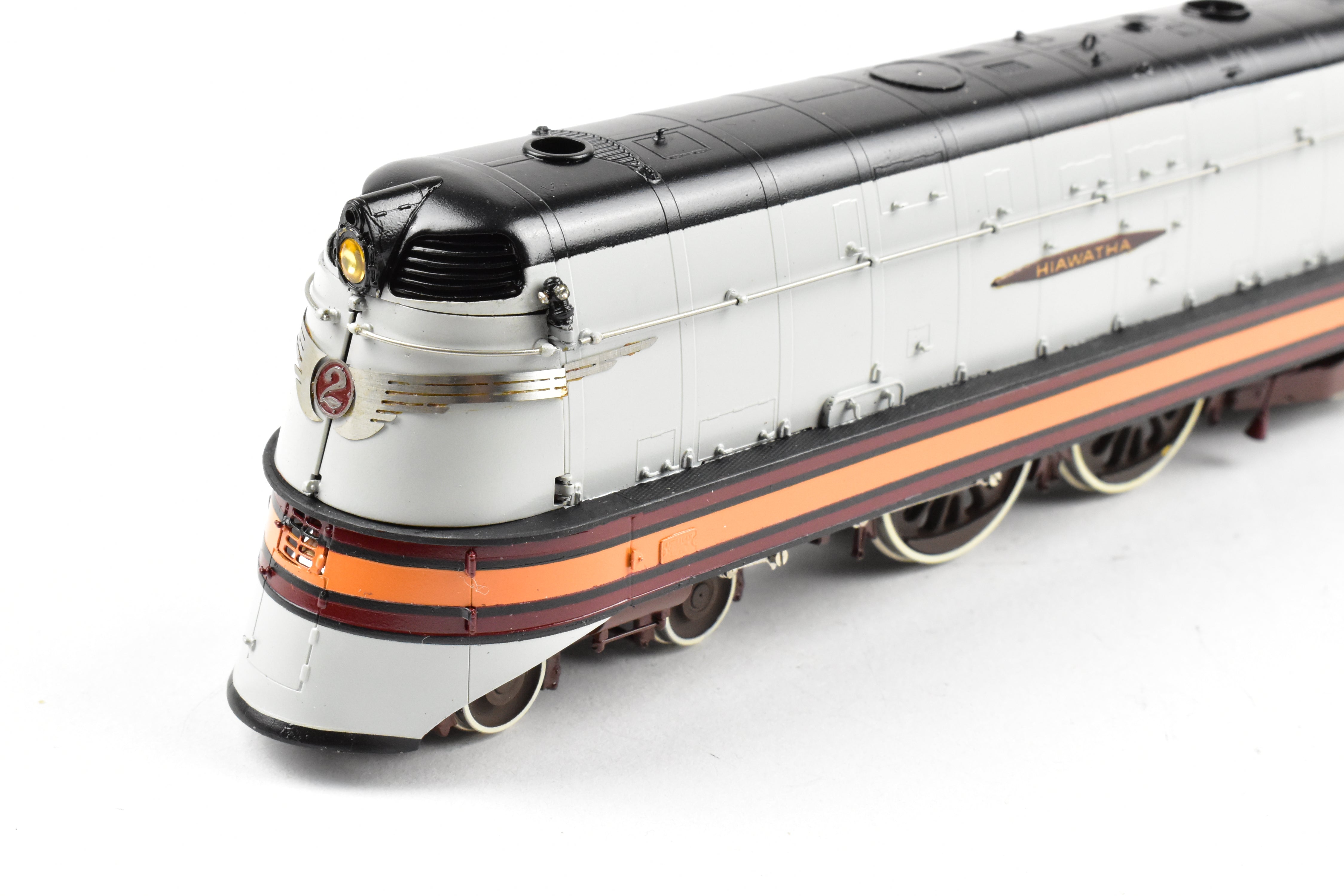 HO Scale Brass OMI MILW - Milwaukee Road A 4-4-2 Streamlined Atlantic Custom Painted #2