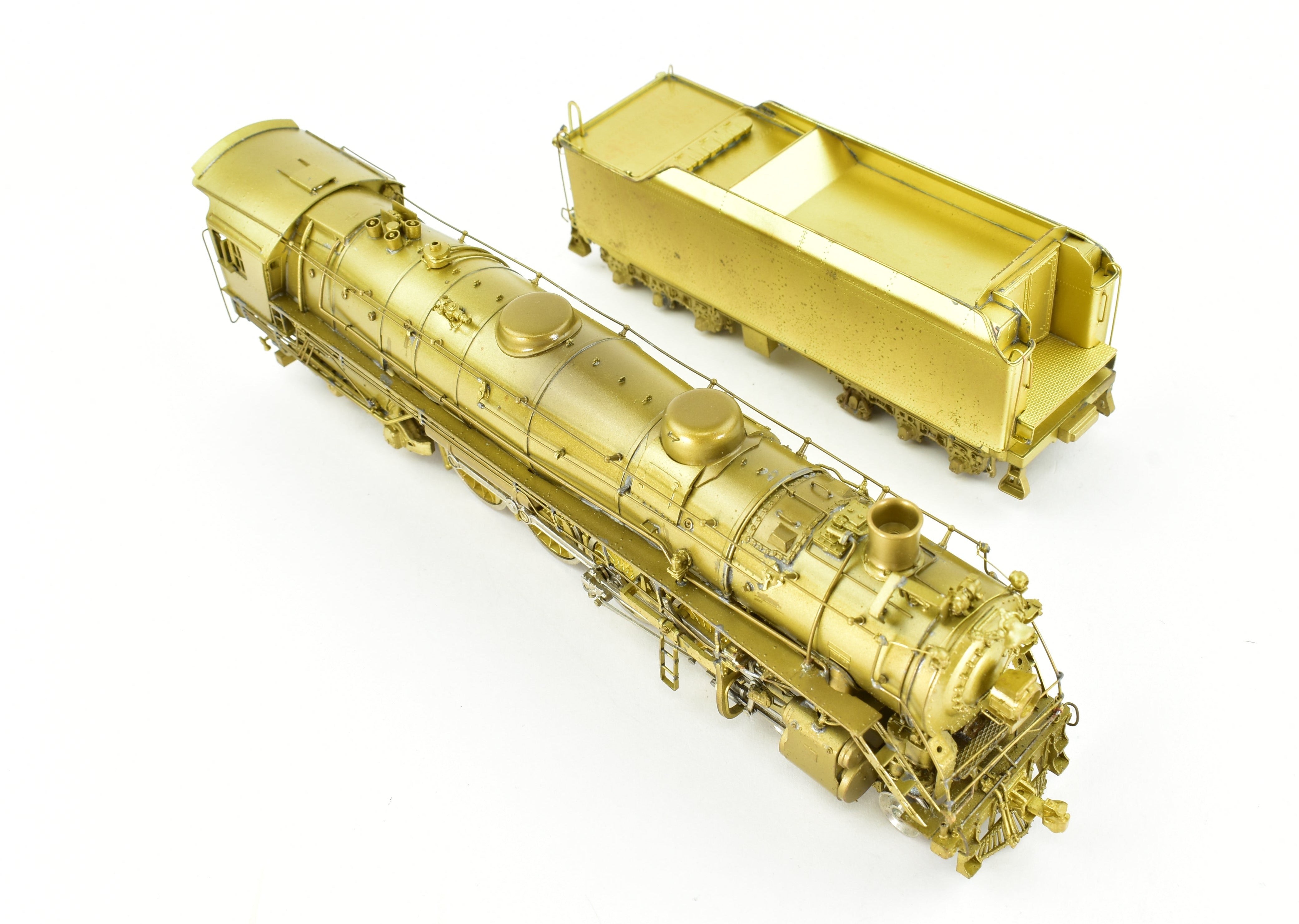 High - Quality HO Scale Brass Model Train Key Imports Classic NP - Northern Pacific Class A - 1 4 - 8 - 4 Steam Locomotive No. 2626