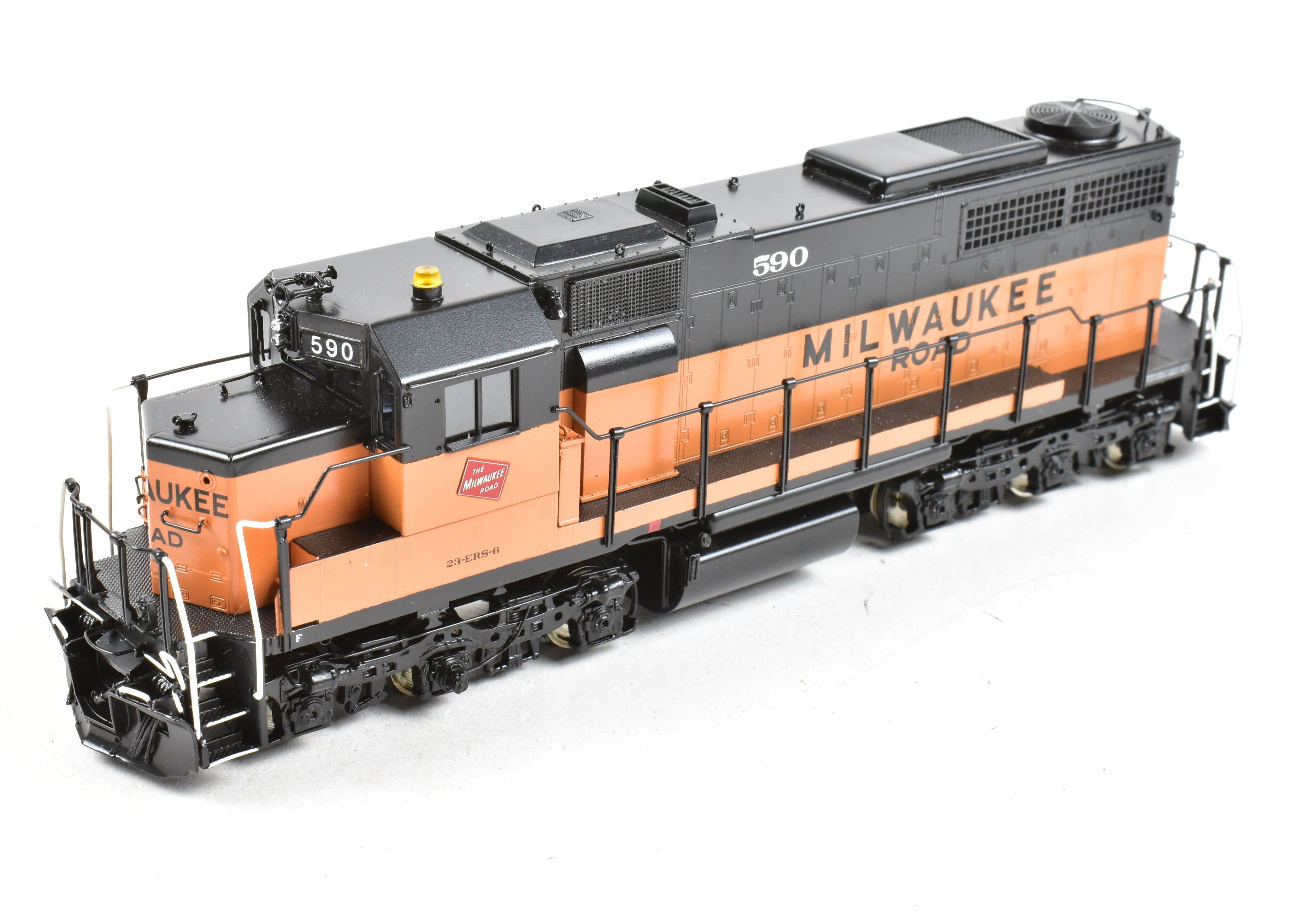 HO Scale Brass Locomotive - Overland Models, Inc. MILW - Milwaukee Road EMD SDL39 Factory Painted and Numbered 590