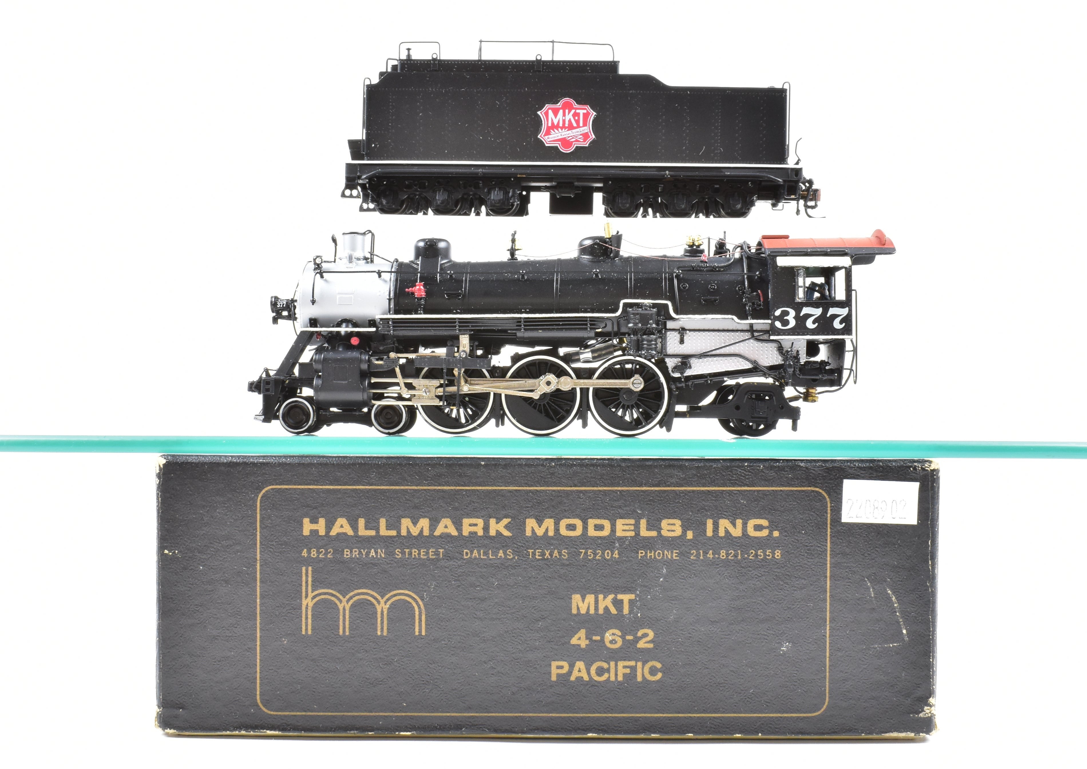 HO Scale Brass Hallmark Models MKT - Missouri Kansas Texas 4-6-2 H-3A Pacific Professional Painted Locomotive Model #377