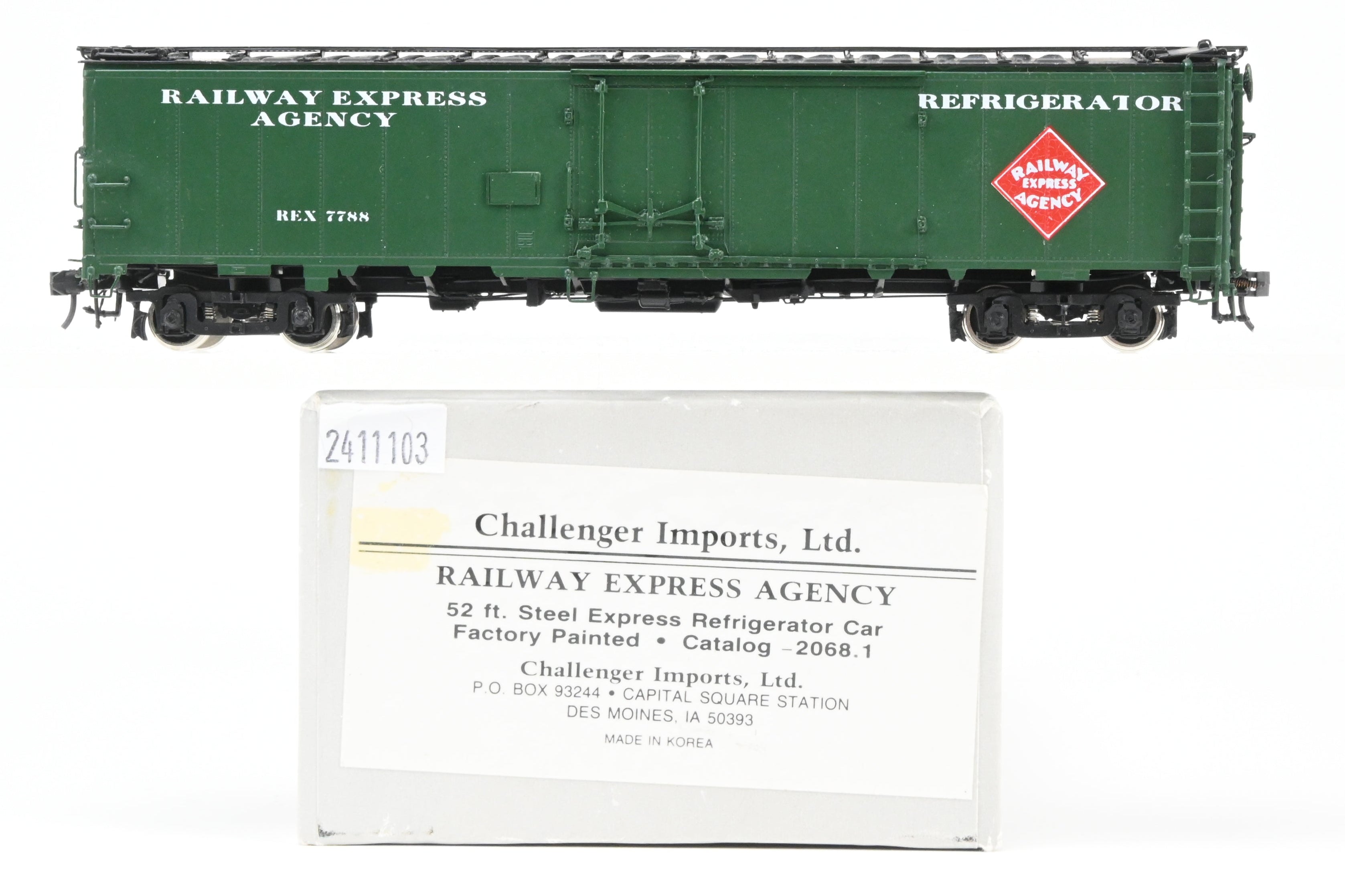 High - Quality HO Scale Brass CIL - Challenger Imports REA - Railway Express Agency 52 - Foot Steel Express Refrigerator Car Model FP
