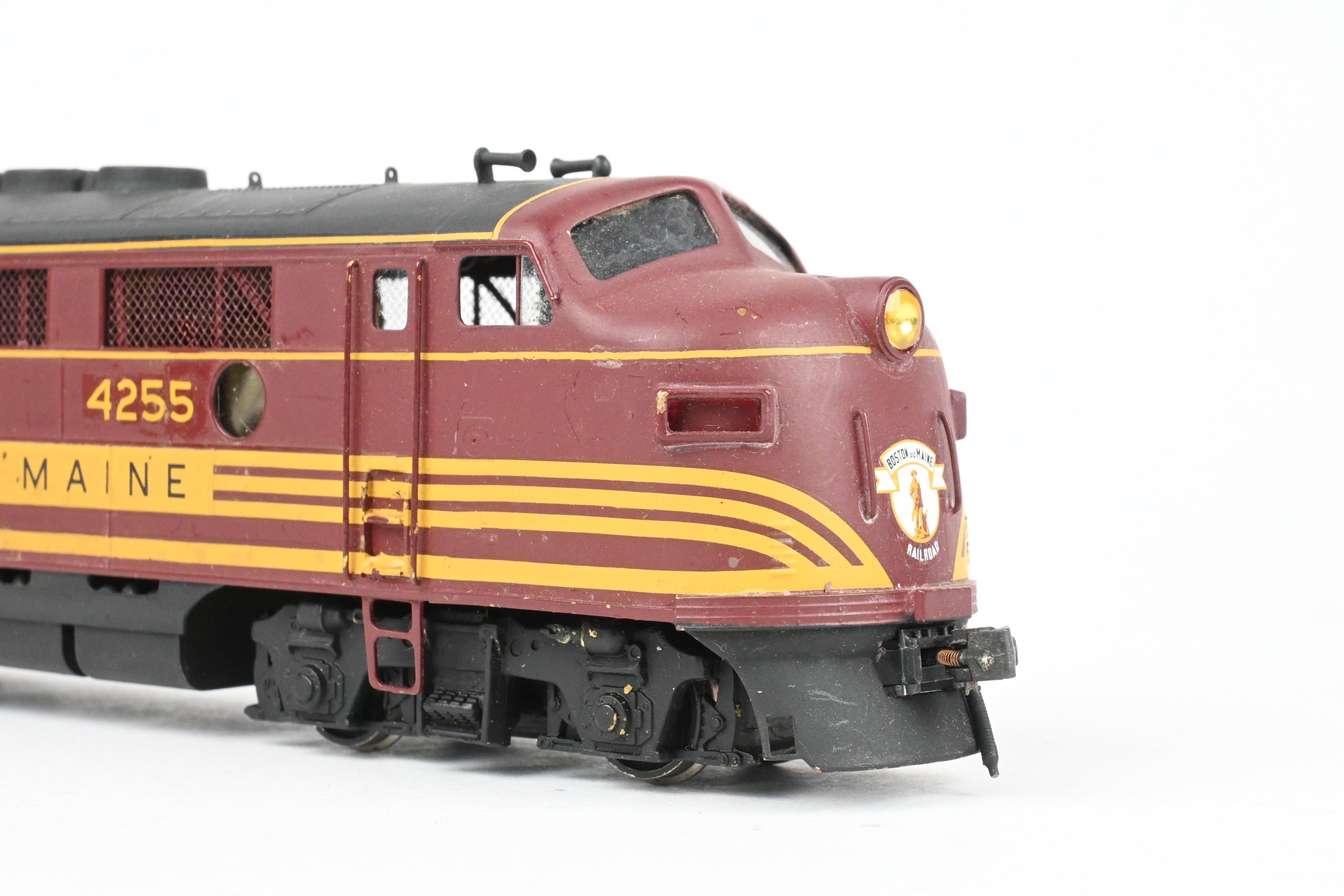 HO Scale Brass Hallmark B&M Boston & Maine EMD F3 A/B Set - Powered A, Unpowered B