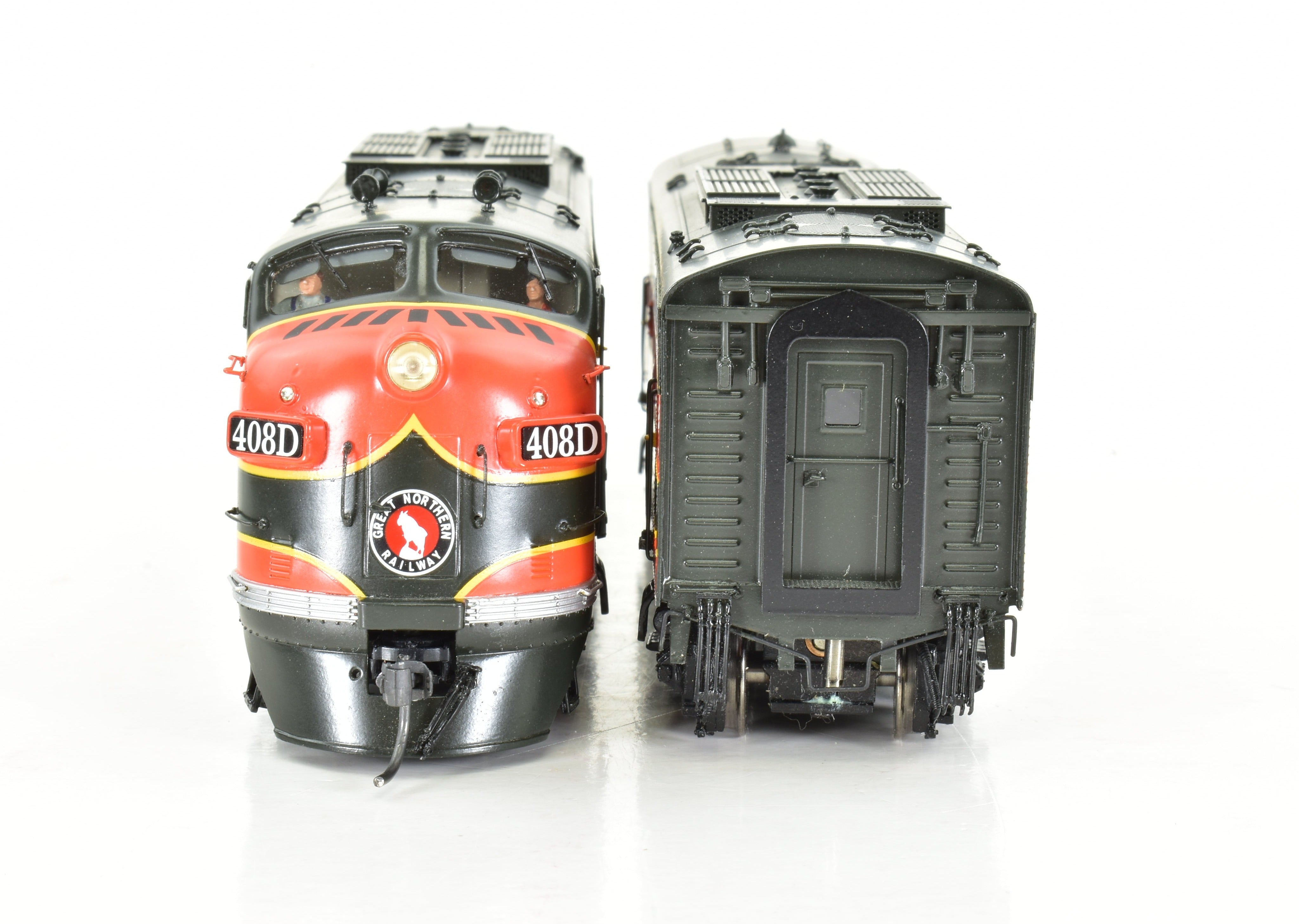 HO Scale Brass Division Point (DVP) Great Northern EMC FTA/B Set with Factory Painting and High - Quality Details