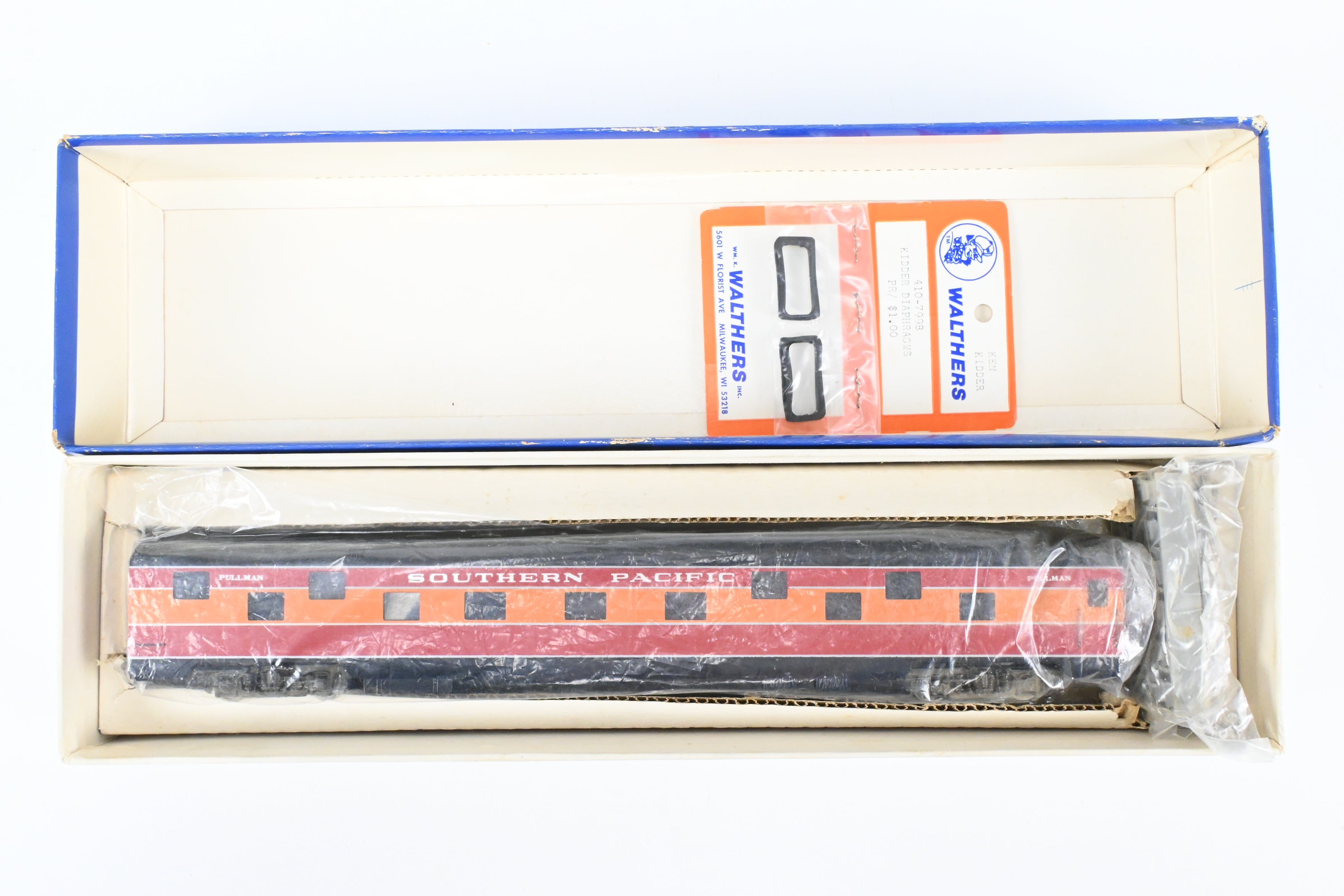 HO Scale Brass Balboa SP - Southern Pacific Daylight Pullman Factory-Painted Model