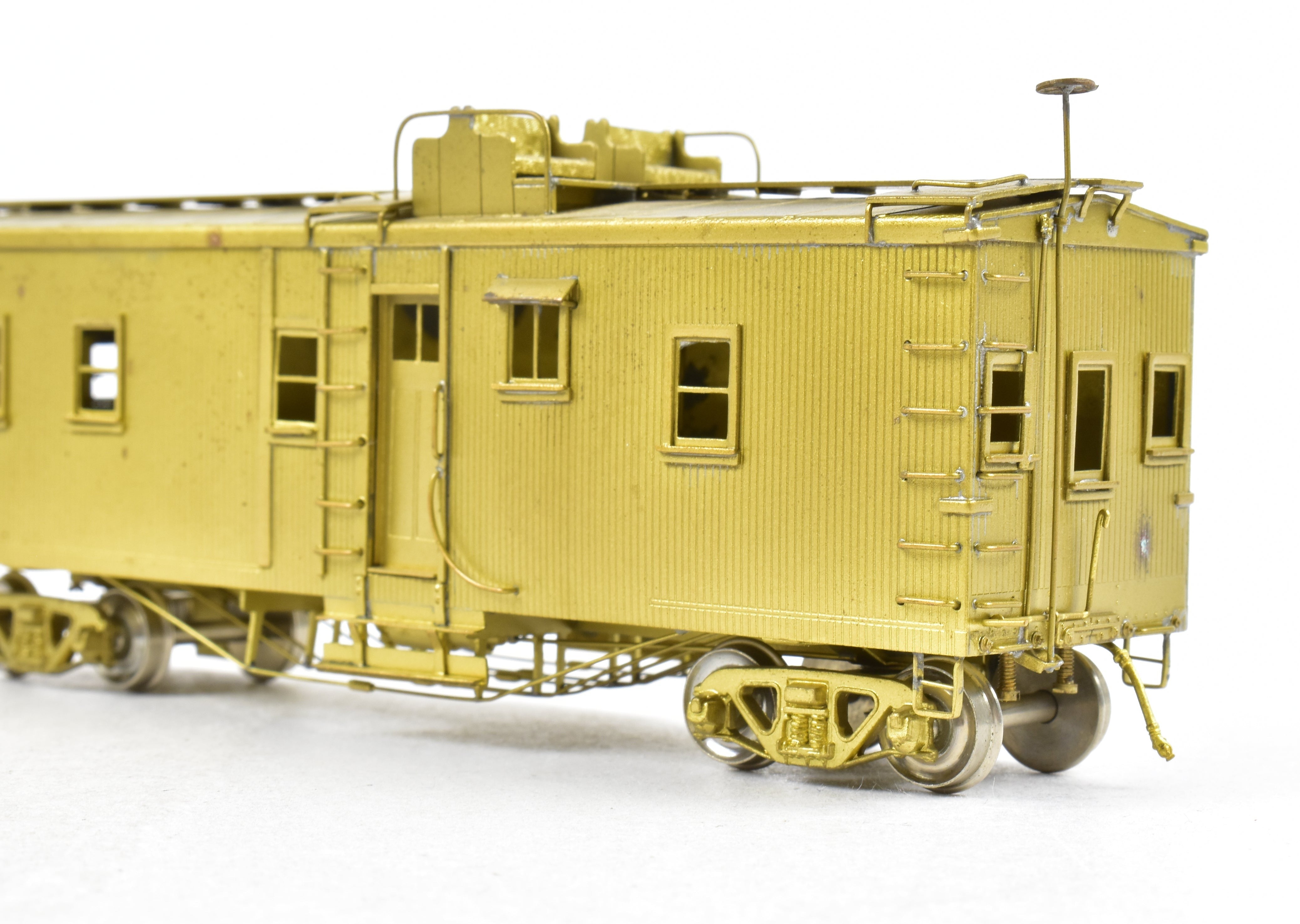 1987 HO Brass ATSF - Santa Fe Caboose with Open - Air Seats by Key Imports