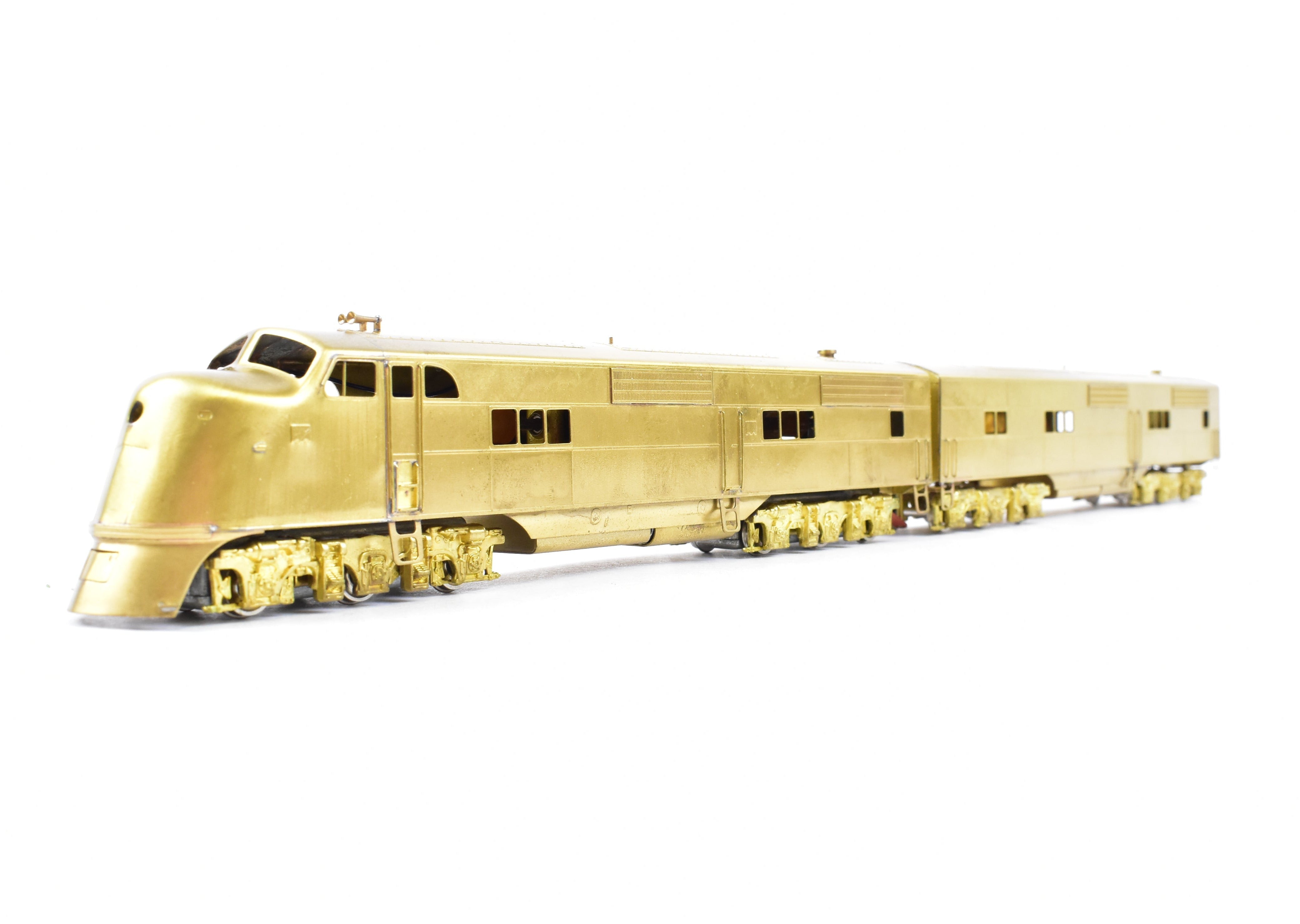 HO Scale Brass Hallmark Model Railroad Set - Various Roads EMC E - 1 A/B Set, Powered A Unit and Unpowered B Unit