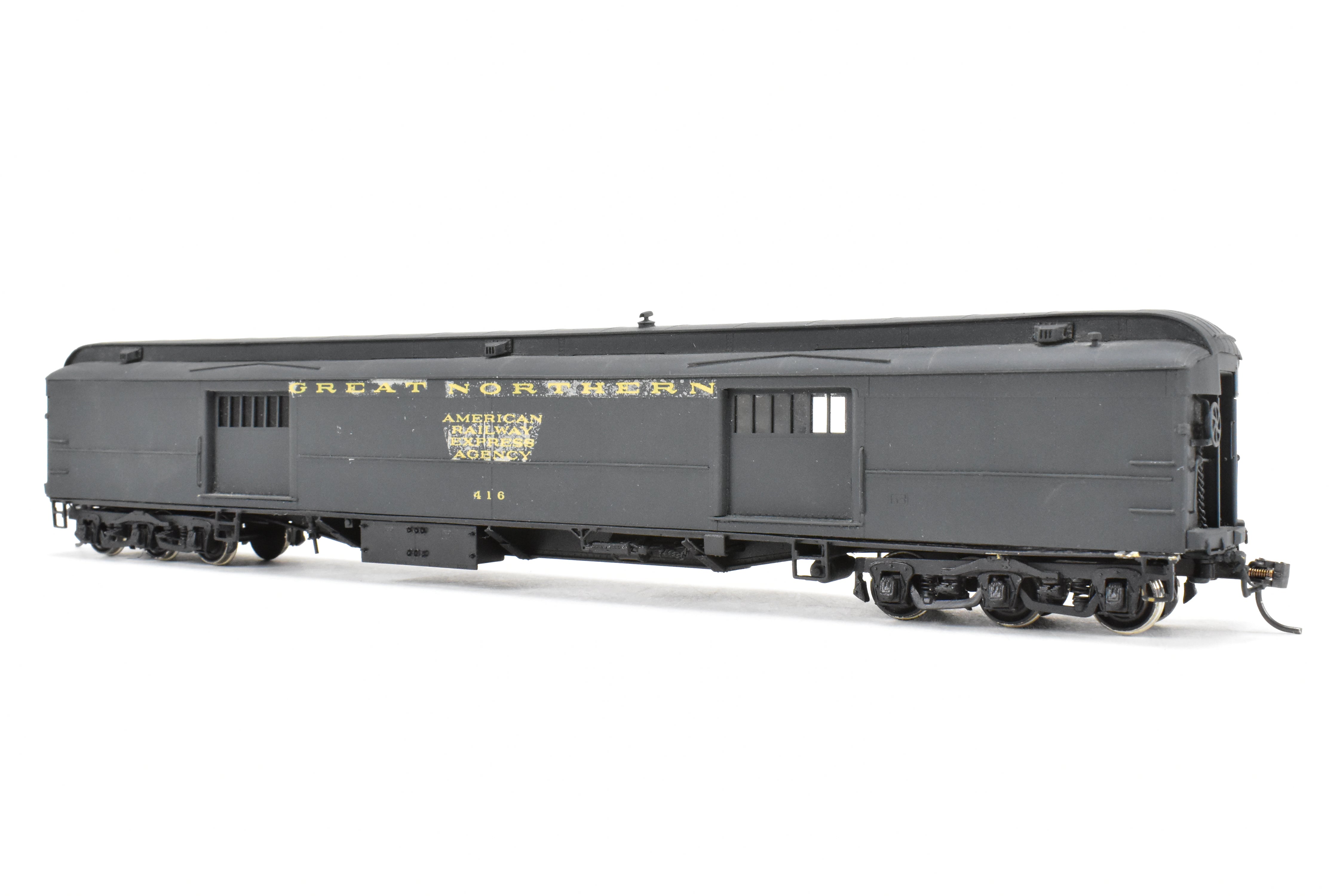 HO Brass Oriental Limited GN - Great Northern HW Baggage #400 - 416 with Fair Custom Paint