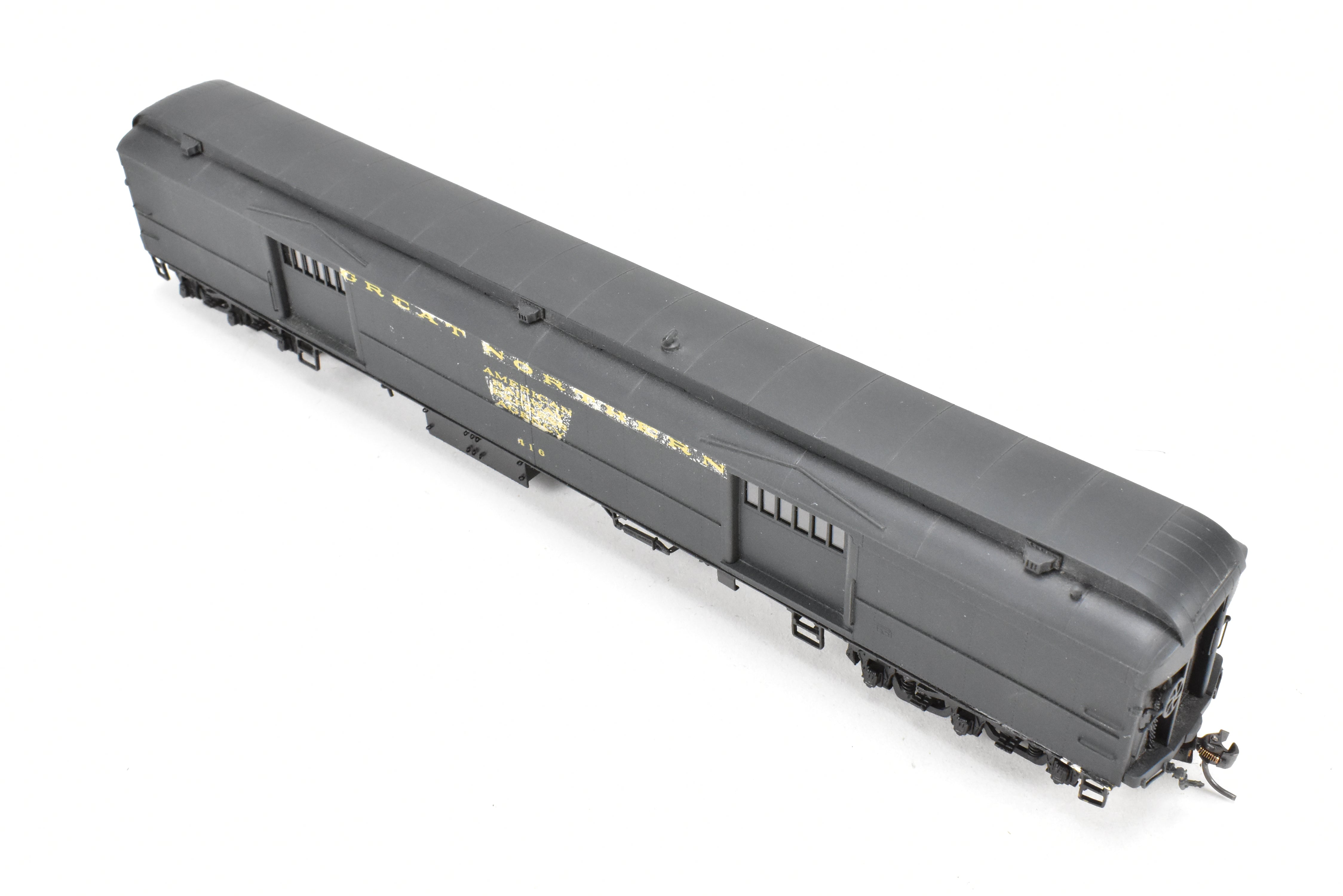 HO Brass Oriental Limited GN - Great Northern HW Baggage #400 - 416 with Fair Custom Paint