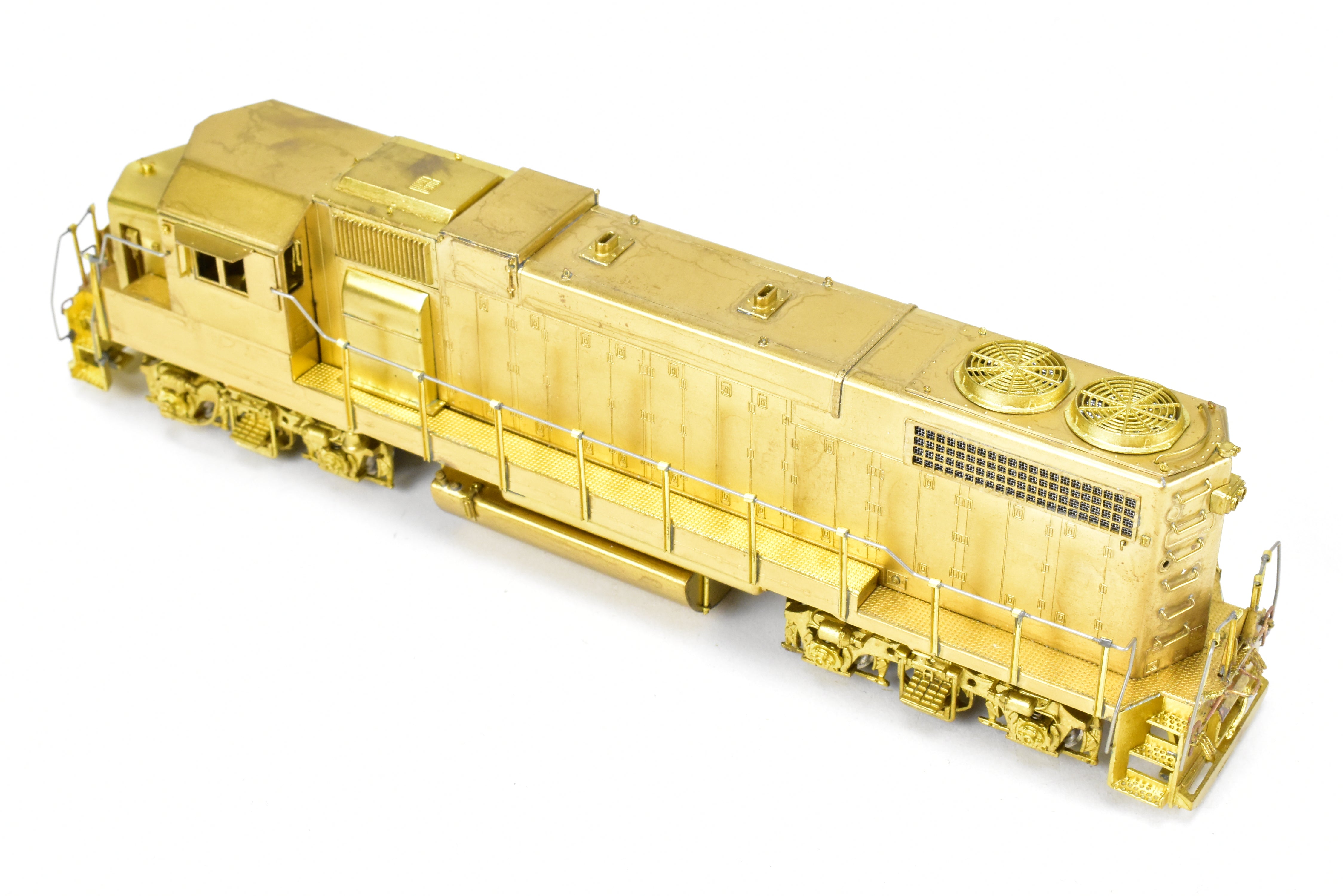 HO Brass OMI EMD GP38-2 Non-Dynamic Brake Model with Minor Tarnish, Wrong Box