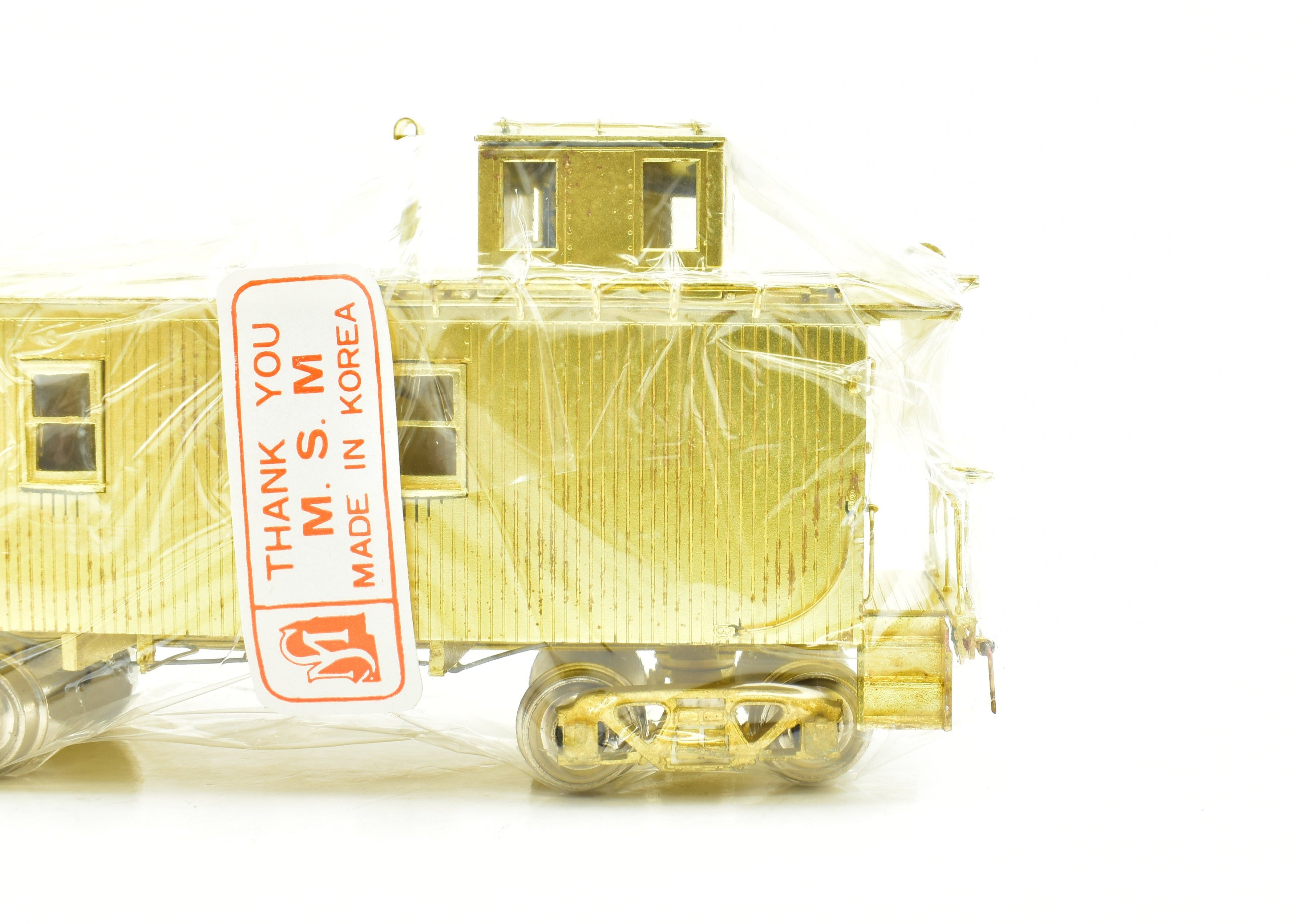 HO Scale Brass FW&D - Ft. Worth & Denver CB&Q Wood Caboose by OMI, Factory New