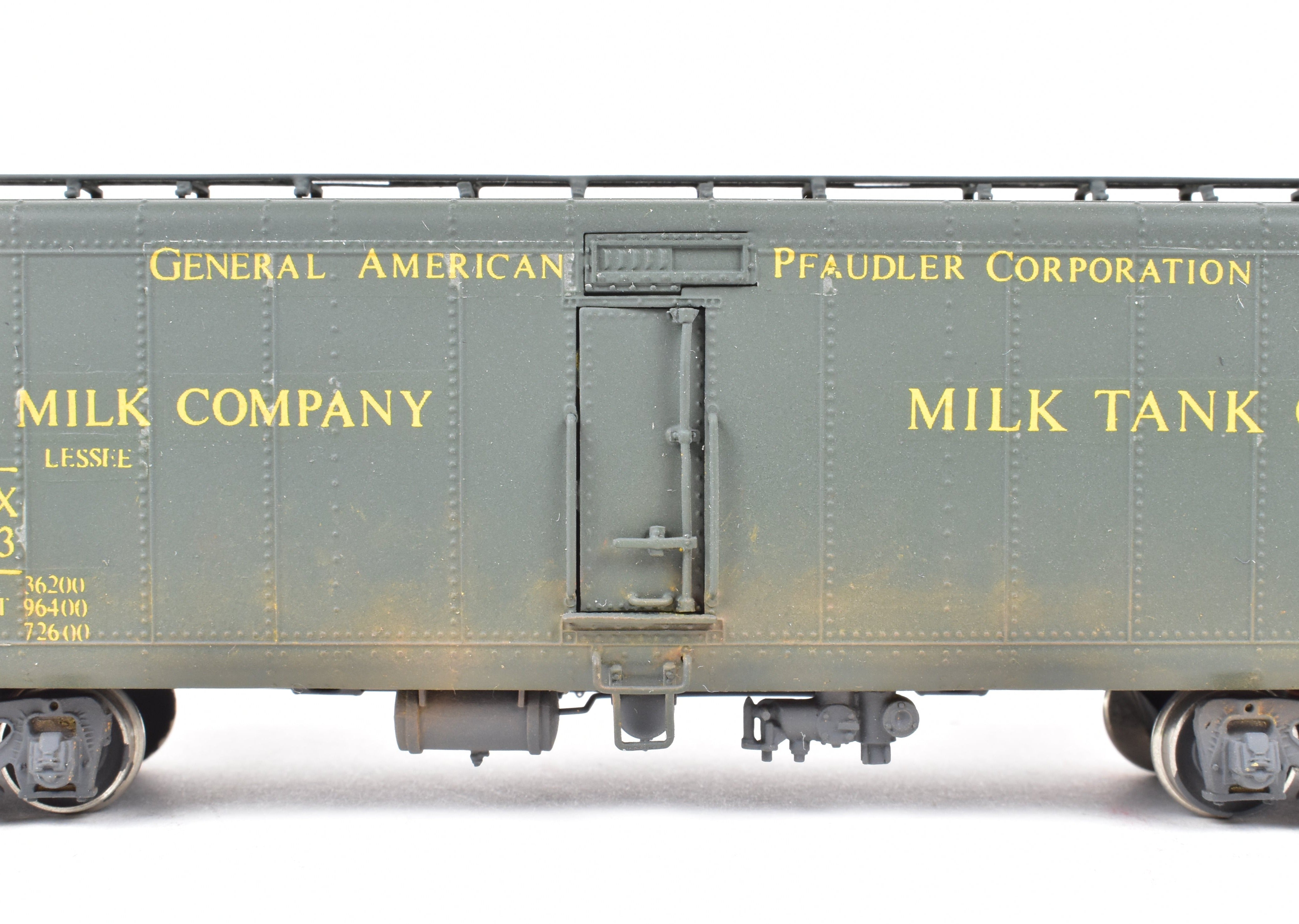 HO Scale Brass Milk Tank Car Model by Overland Models, Inc. (OMI) - Various Roads 40'6 GPEX 1073 Pfaudler, Lighted and Weathered for Realistic Display