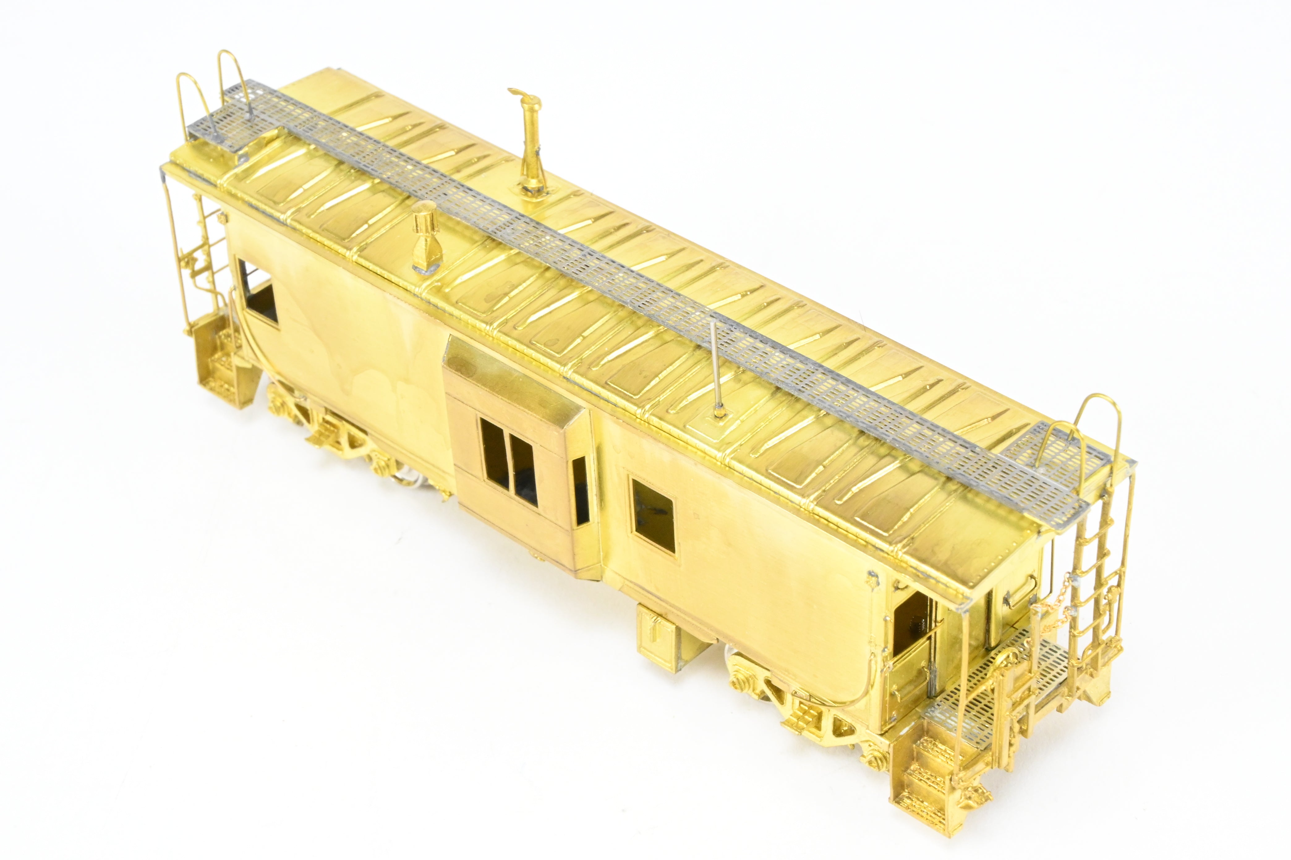 HO Brass OMI WP Western Pacific Early Version Bay Window Caboose #426 - 460 with Roof Walk