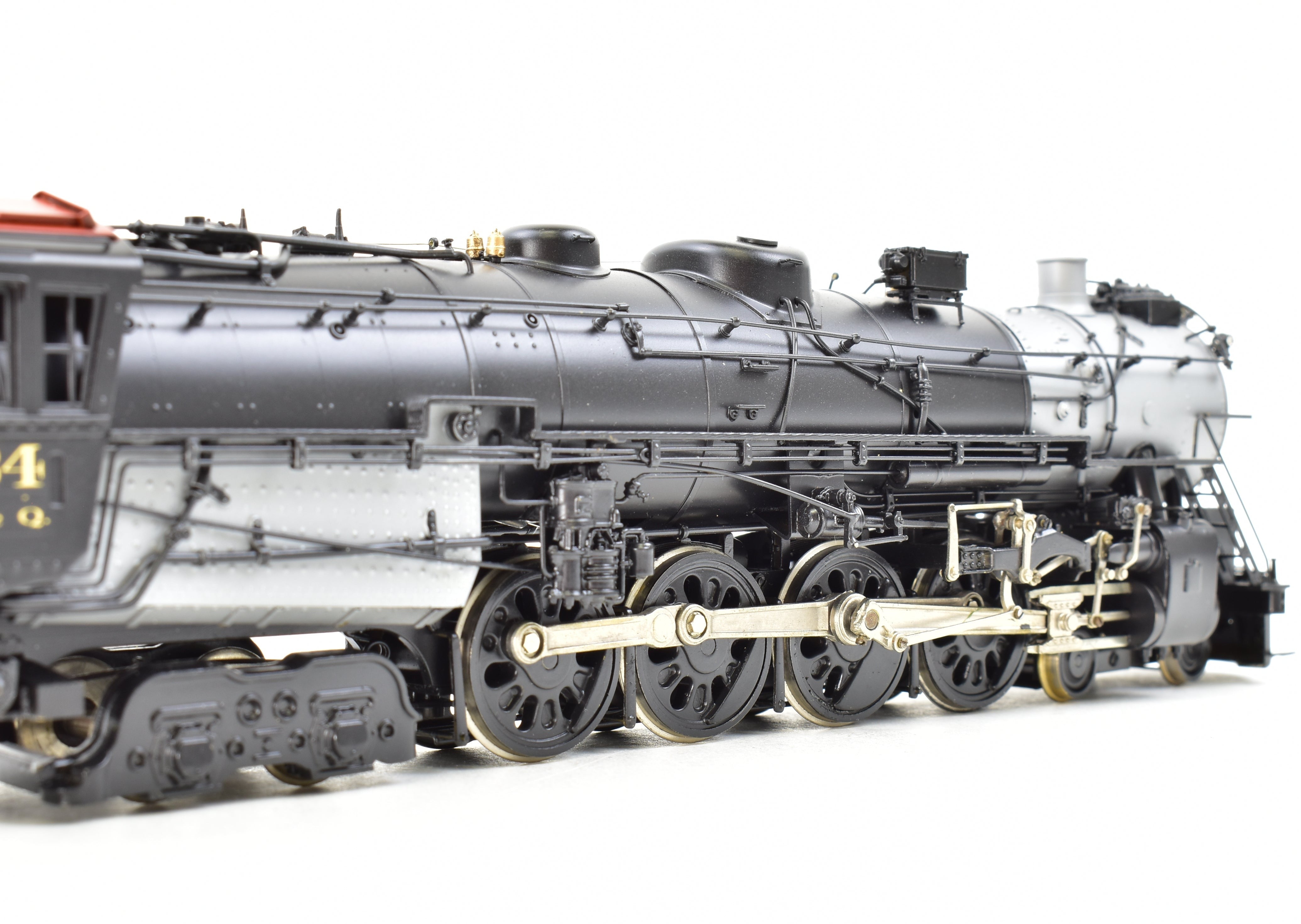 HO Scale Brass Pacific Fast Mail Model - Toby CB&Q Burlington Route 4-8-4 Class O-5a Crown Model Professionally Painted No. 5634