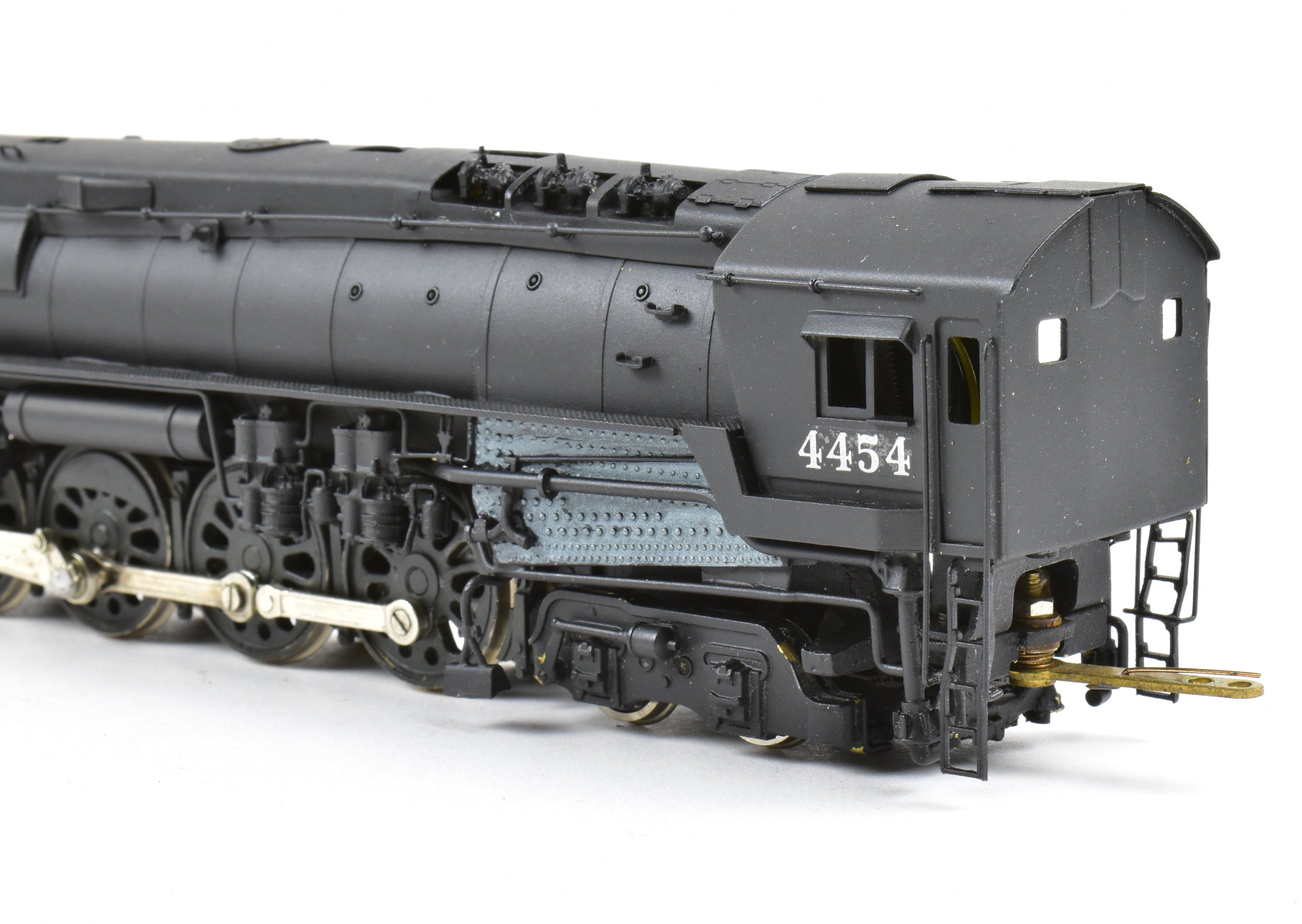 HO Scale Brass Model Train - Balboa SP Southern Pacific GS - 4 4 - 8 - 4 De - Skirted and Custom Painted Locomotive No. 4454