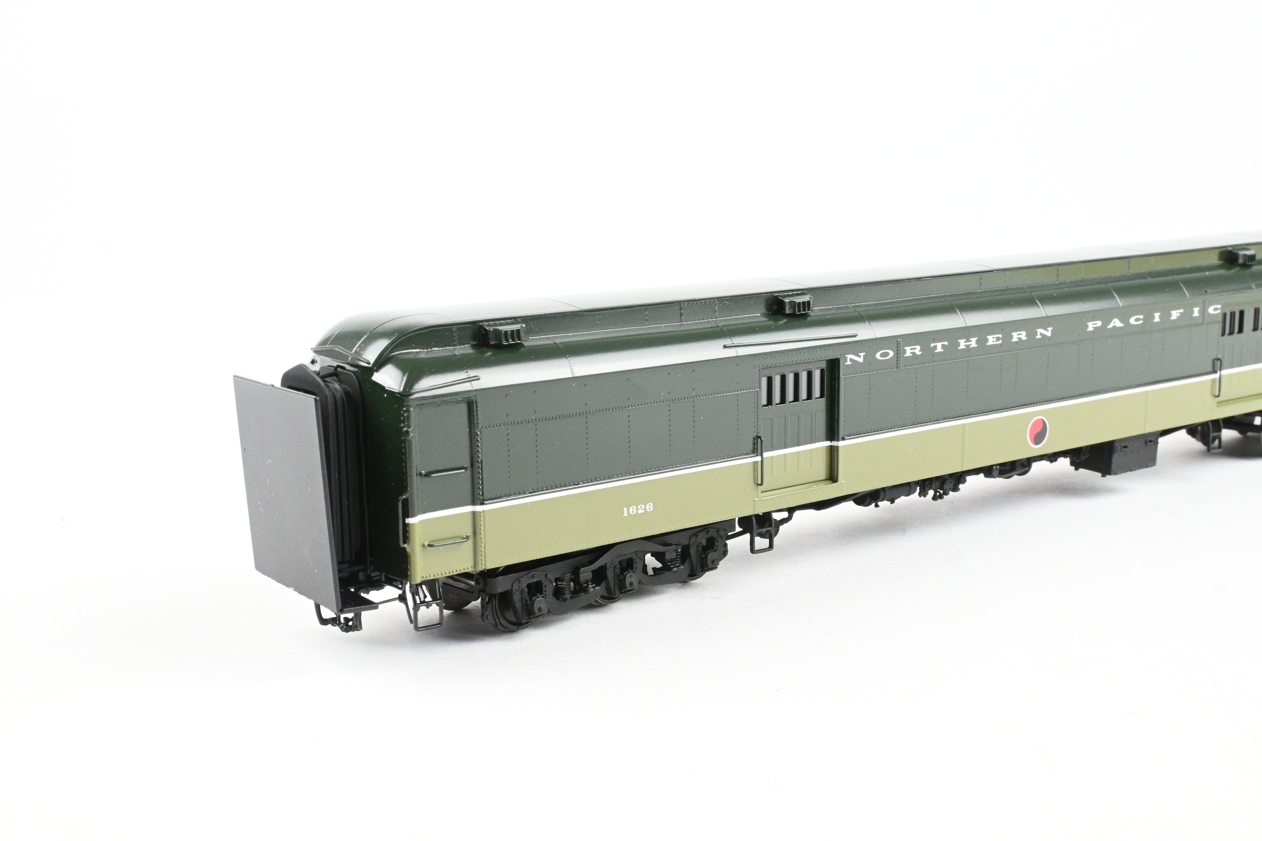 HO Scale Brass Model Train Baggage Car by W&R Enterprises - Northern Pacific Baggage Car Featuring Wood Doors, FP Loewy Design, No. 1626