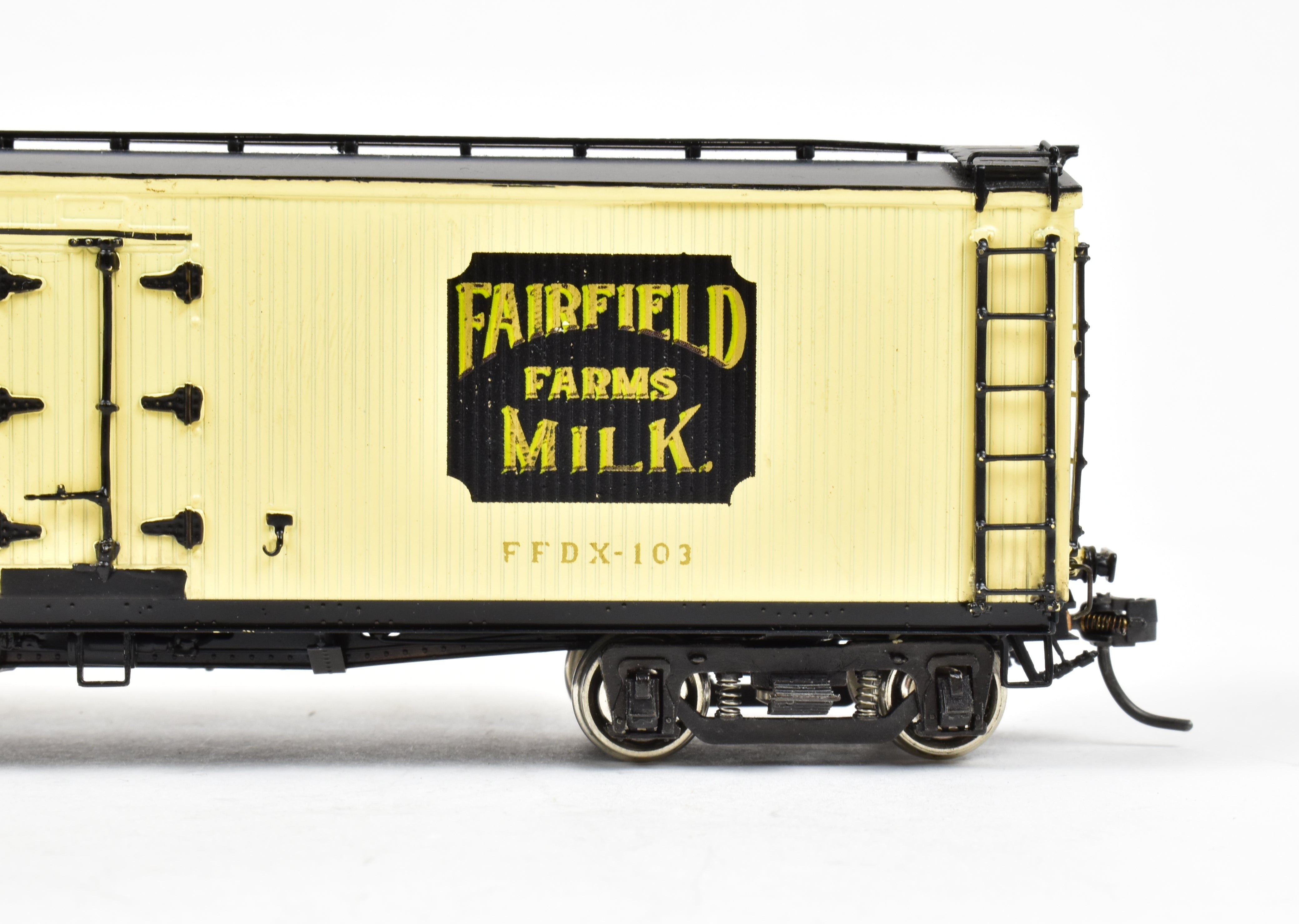 HO Scale Brass PSC Precision 41' Round Roof Milk Tank Car by Fairfield Farms