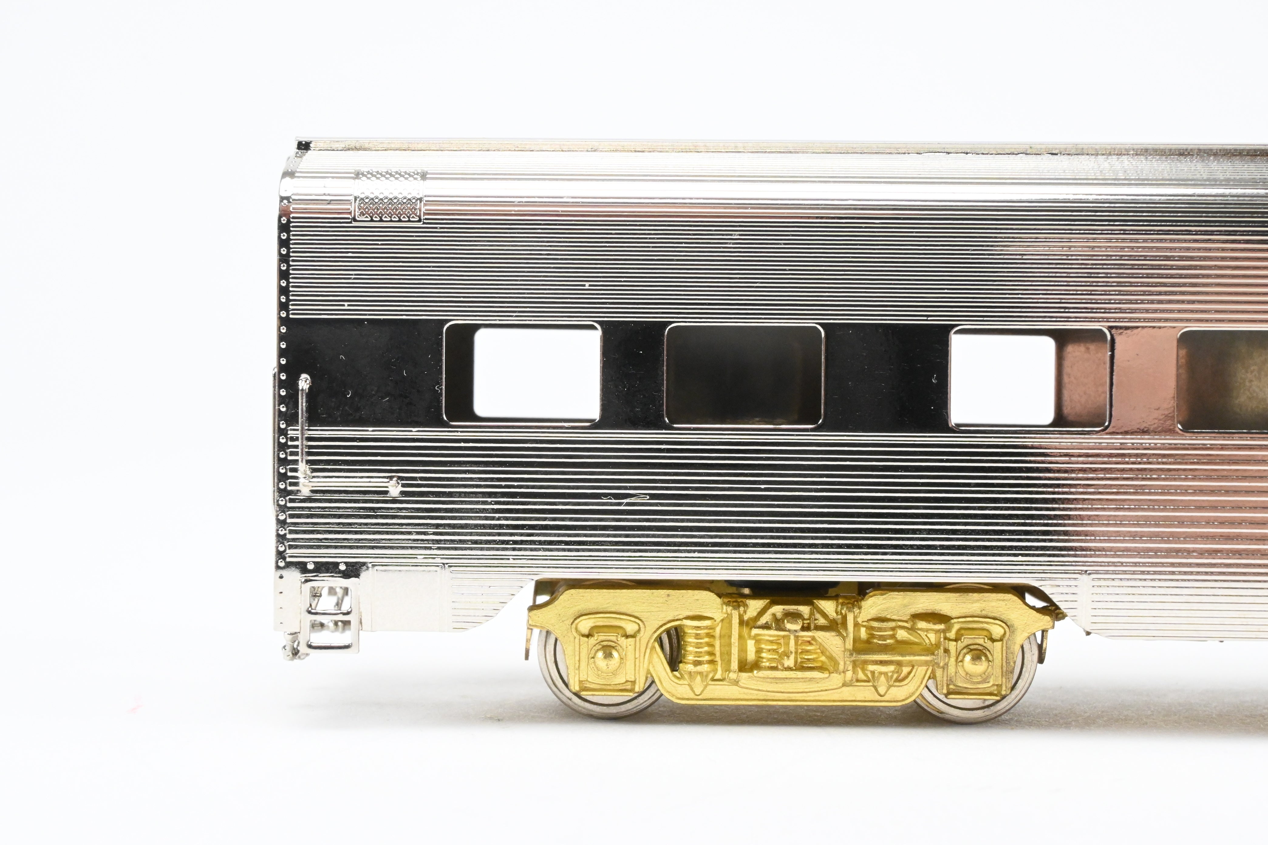 HO Scale Brass AT&SF Santa Fe Budd Pine 10RMT-6DBR Skirted Sleeper Model