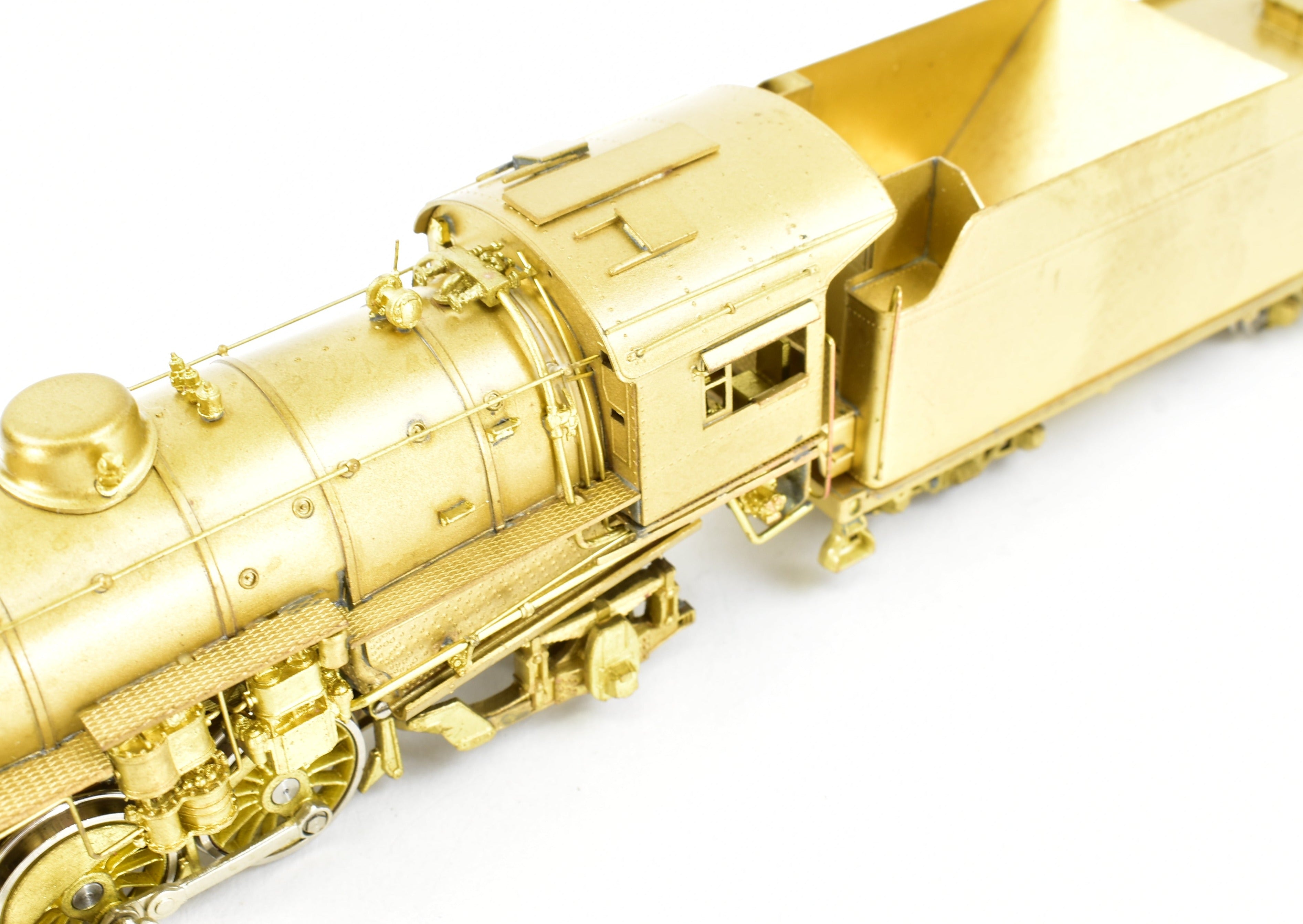 HO Scale Brass Key Imports Model Train - Detroit & Toledo Shore Line #22 2-8-2 USRA Light Mikado Locomotive