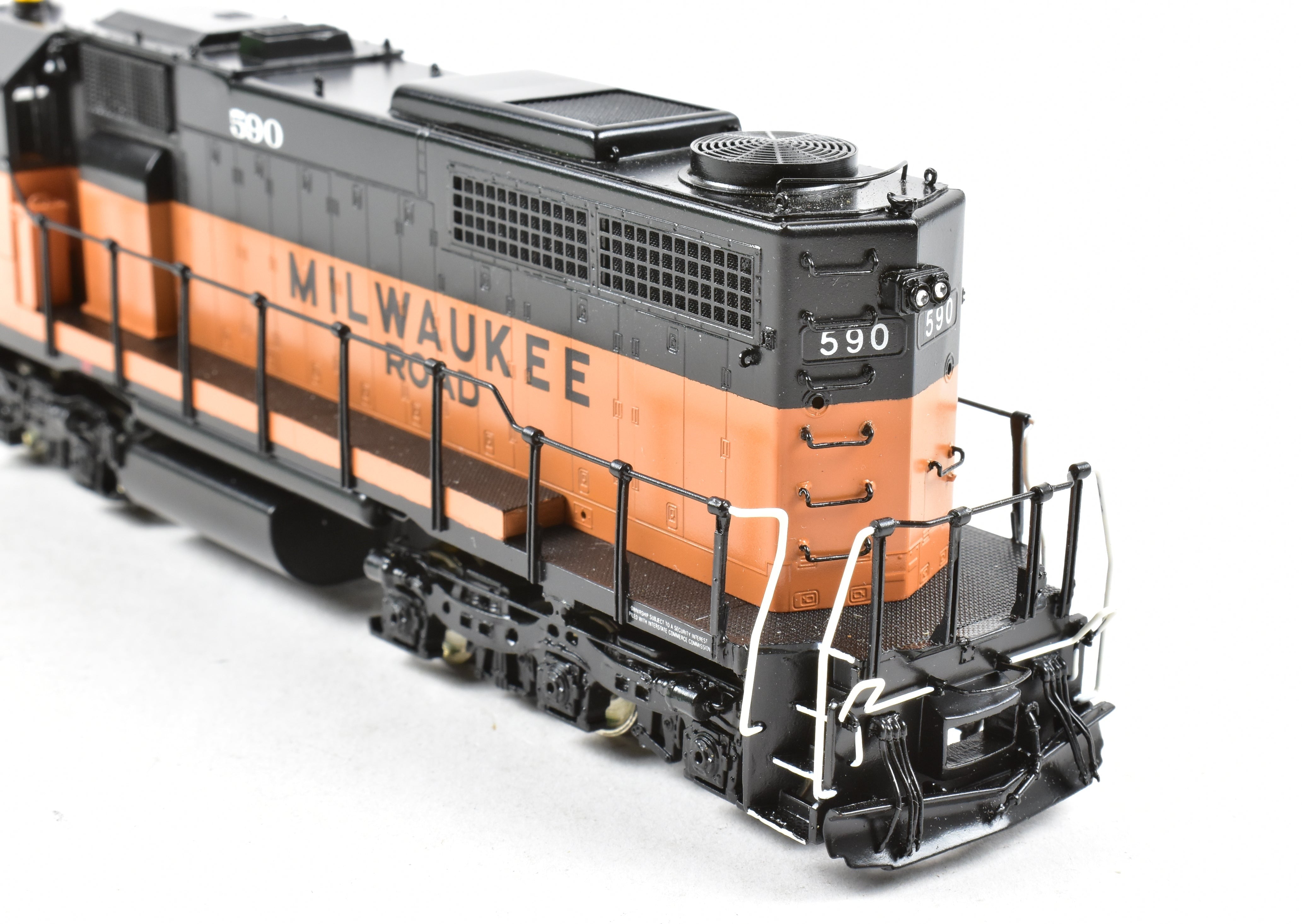 HO Scale Brass Locomotive - Overland Models, Inc. MILW - Milwaukee Road EMD SDL39 Factory Painted and Numbered 590