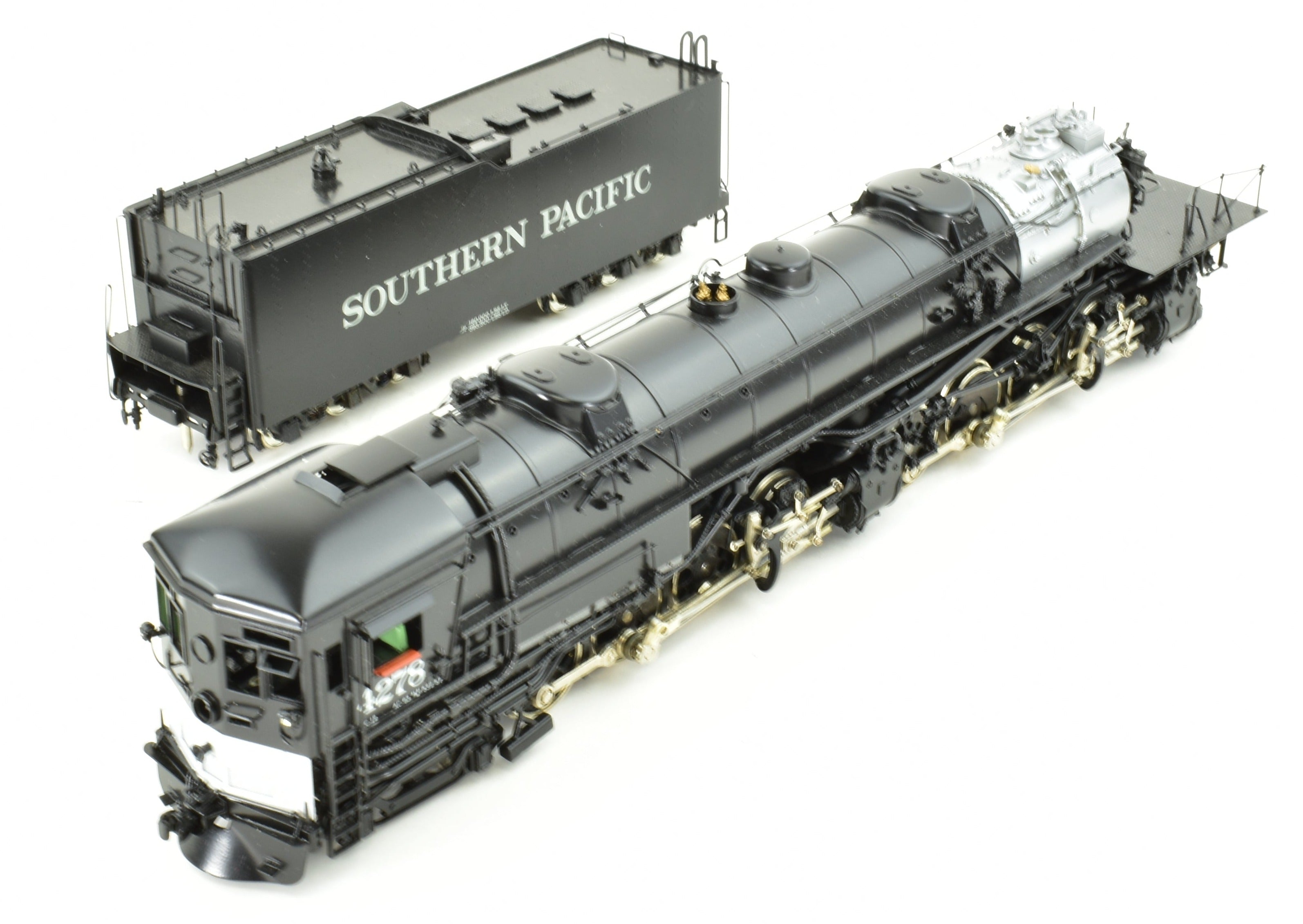 HO Scale Brass Model Train - Tenshodo SP Southern Pacific AC - 12 4 - 8 - 8 - 2 Cab Forward Factory Painted Locomotive from 1976 Production Run