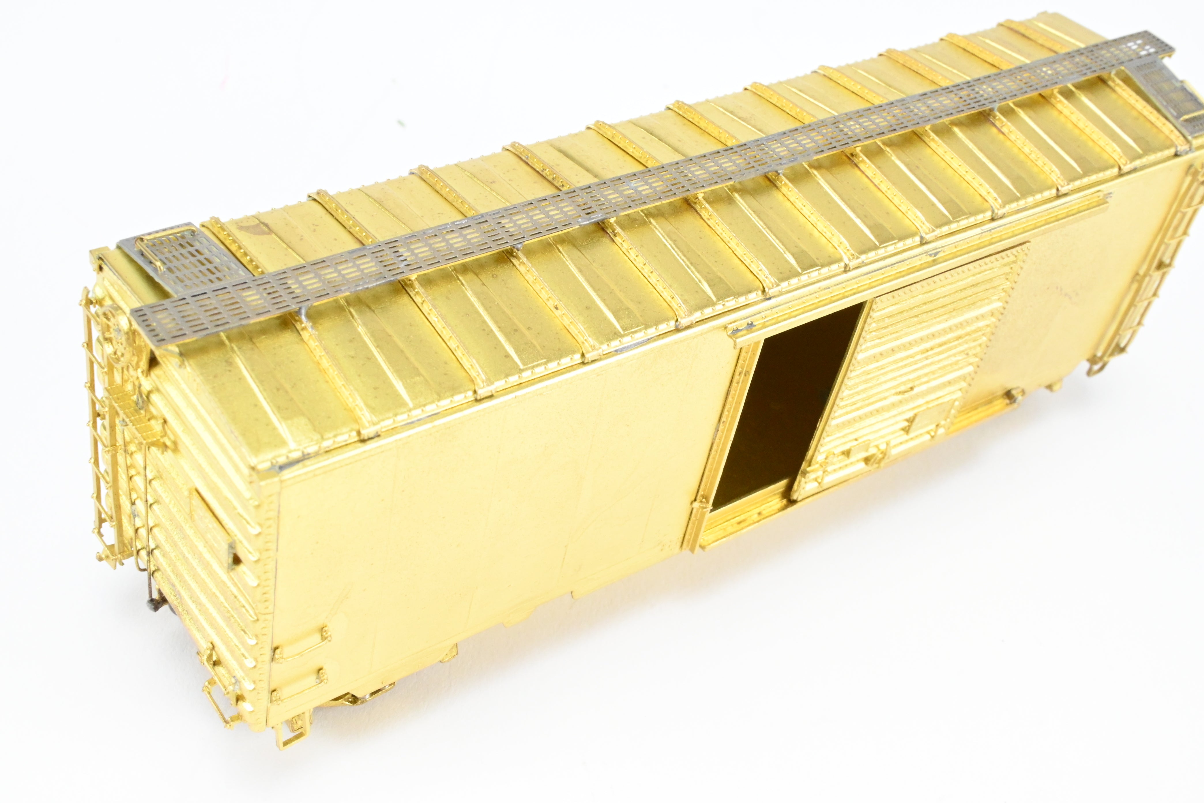 HO Brass OMI PS-1 Box Car by Overland Models with 8' Doors