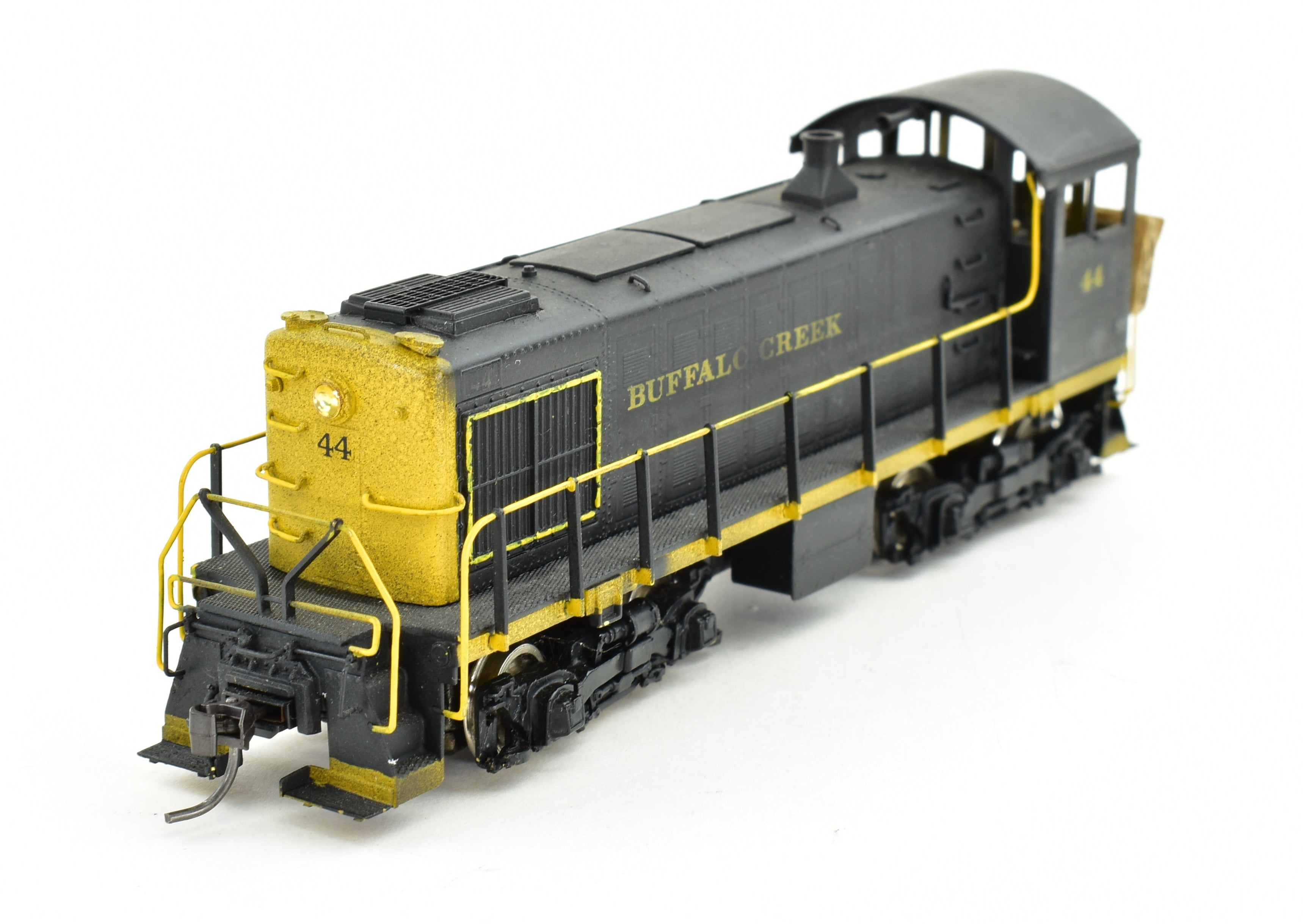HO Scale Brass ALCO Models BCK - Buffalo Creek ALCO S - 2 Switcher Locomotive with Custom Painted Finish