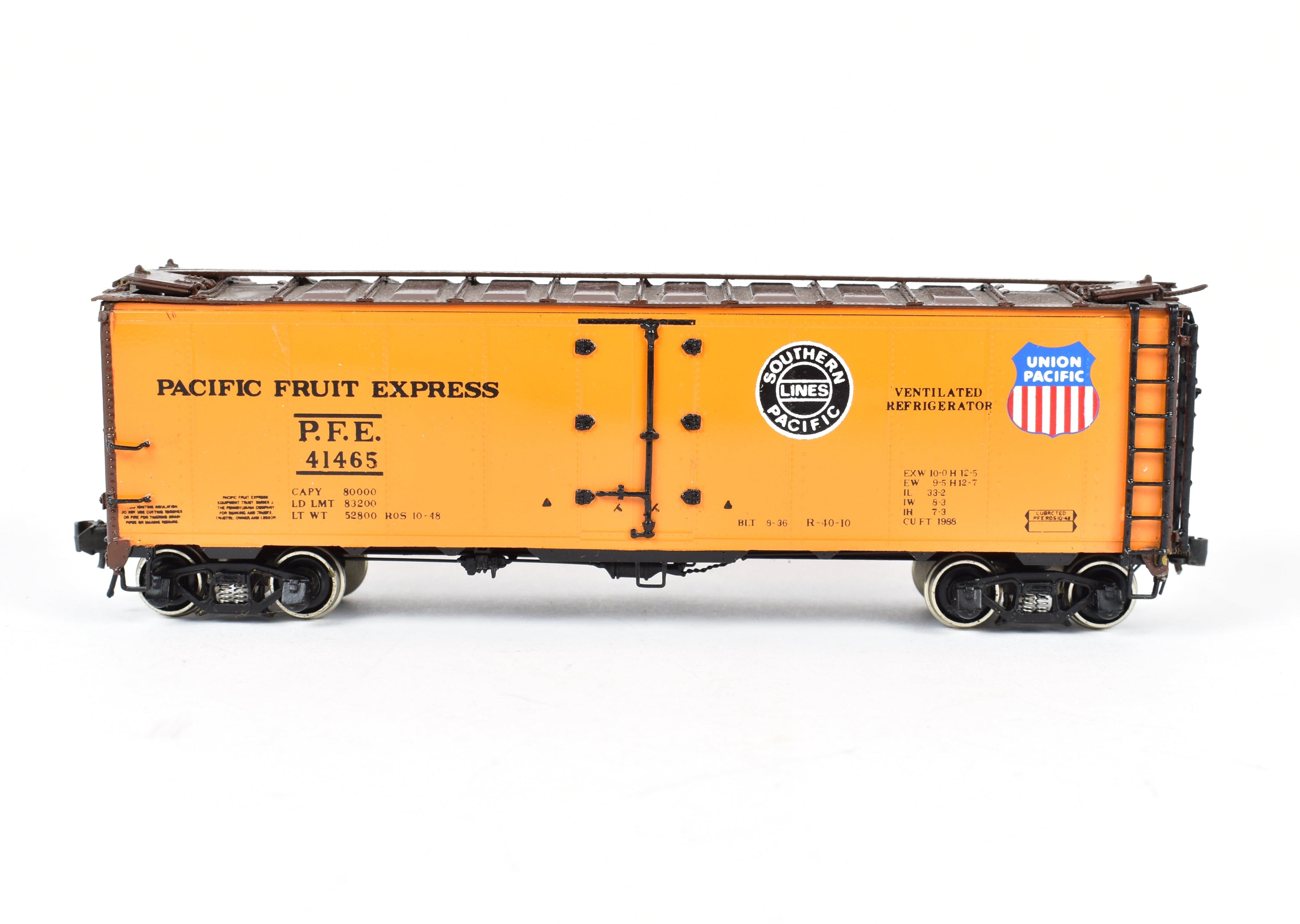 High - Quality HO Scale Brass Challenger Imports CIL Pacific Fruit Express R - 40 - 10 Refrigerator Car Model with FP #41465