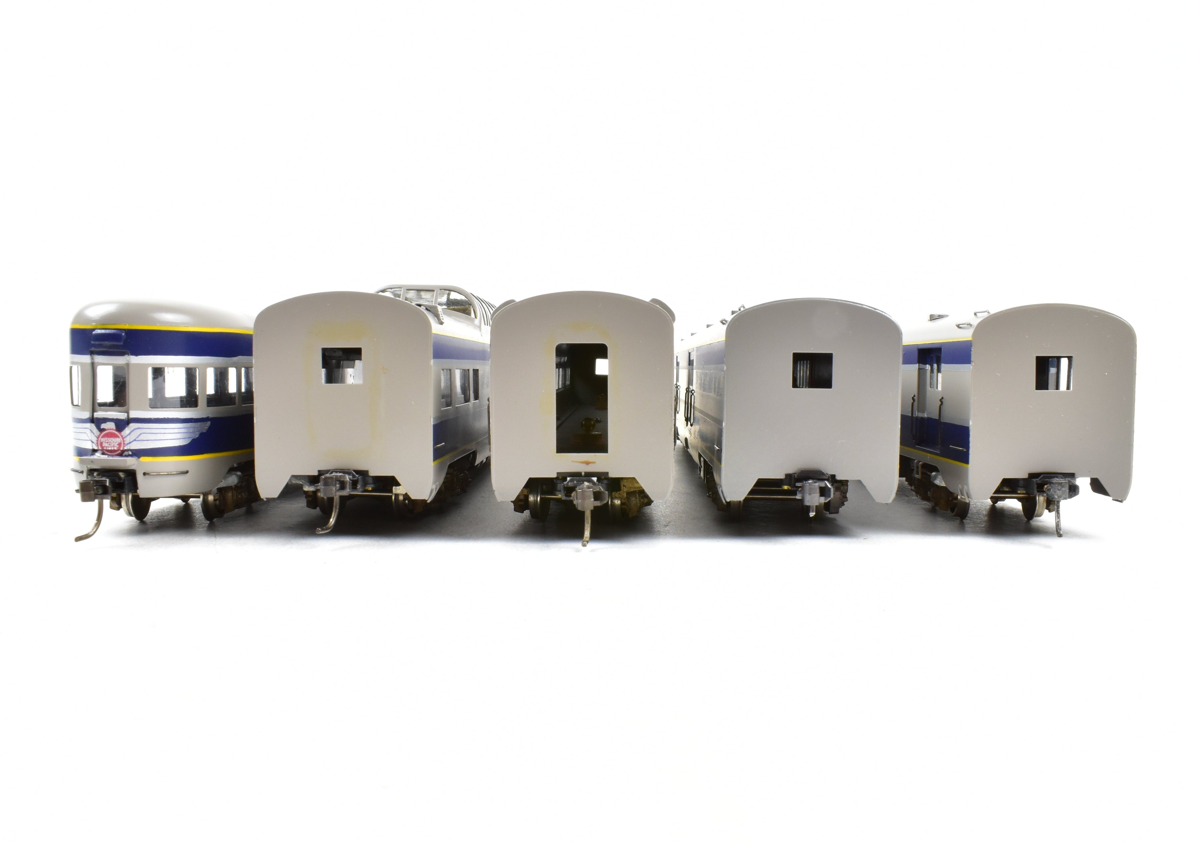 HO Scale Brass Balboa Missouri Pacific The Eagle 5-Car Factory-Painted Passenger Train